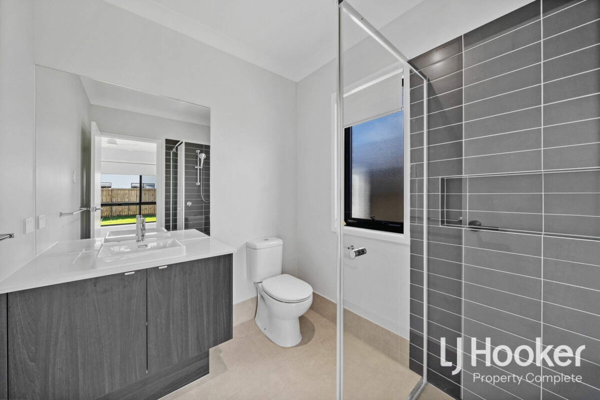 13 Stuart Street, YARRABILBA
