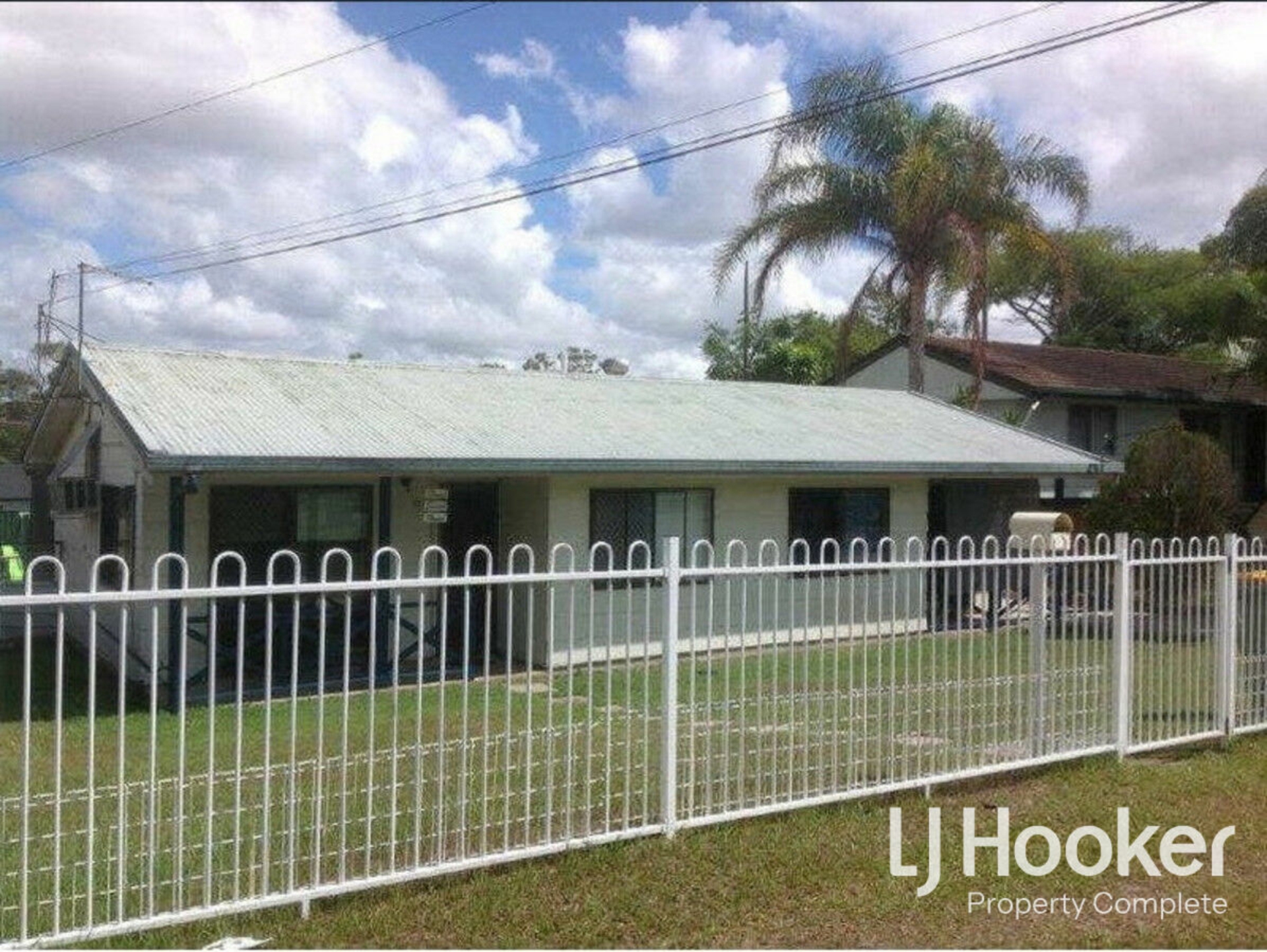 13 Tulong Street, CRESTMEAD