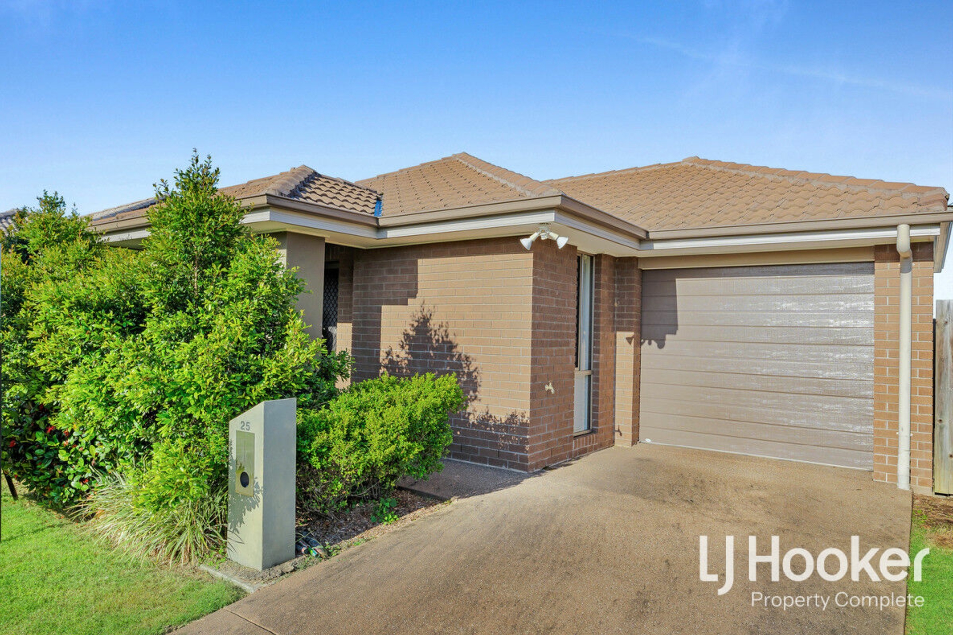 25 Tasker Street, YARRABILBA