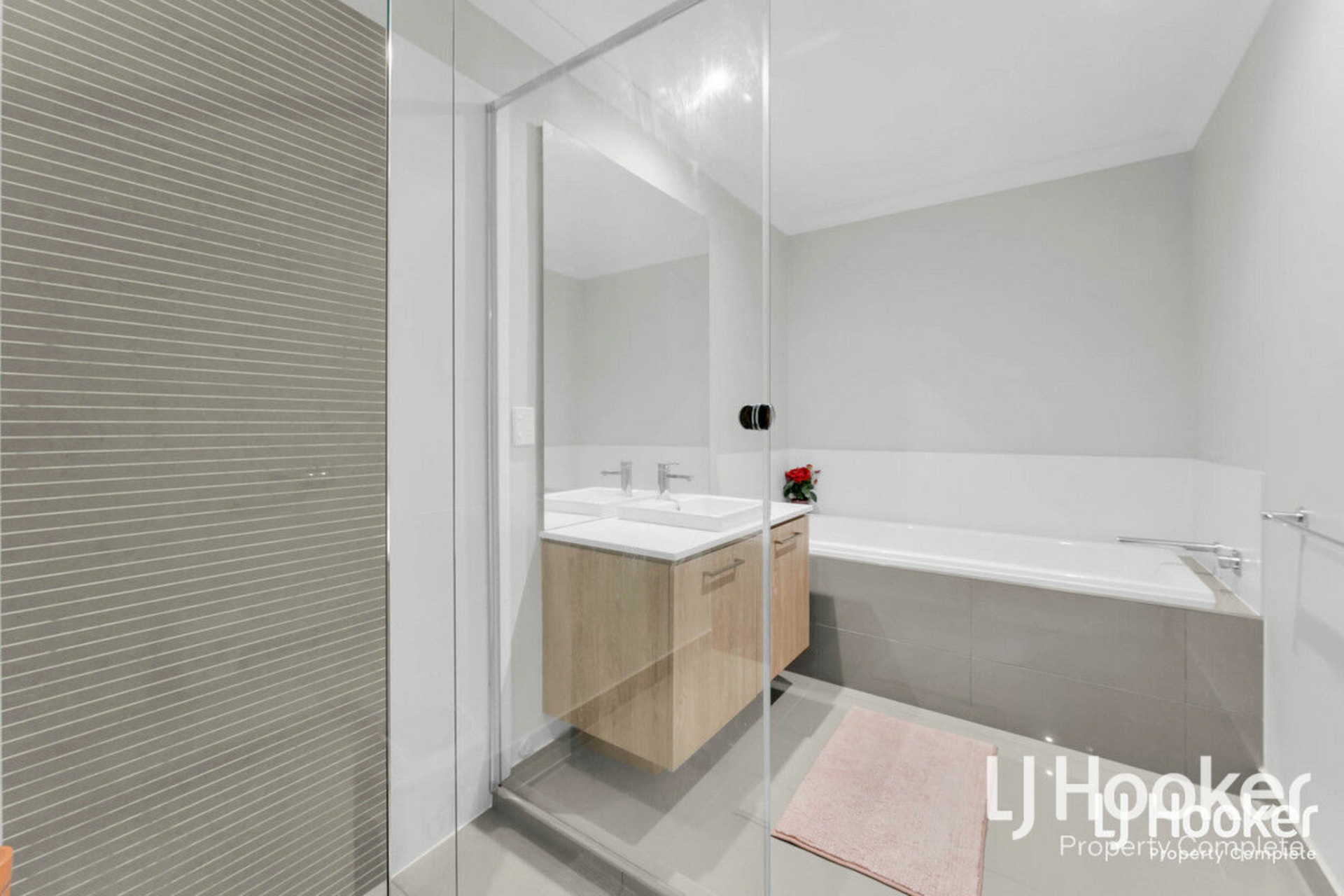 119 Summerview Avenue, YARRABILBA