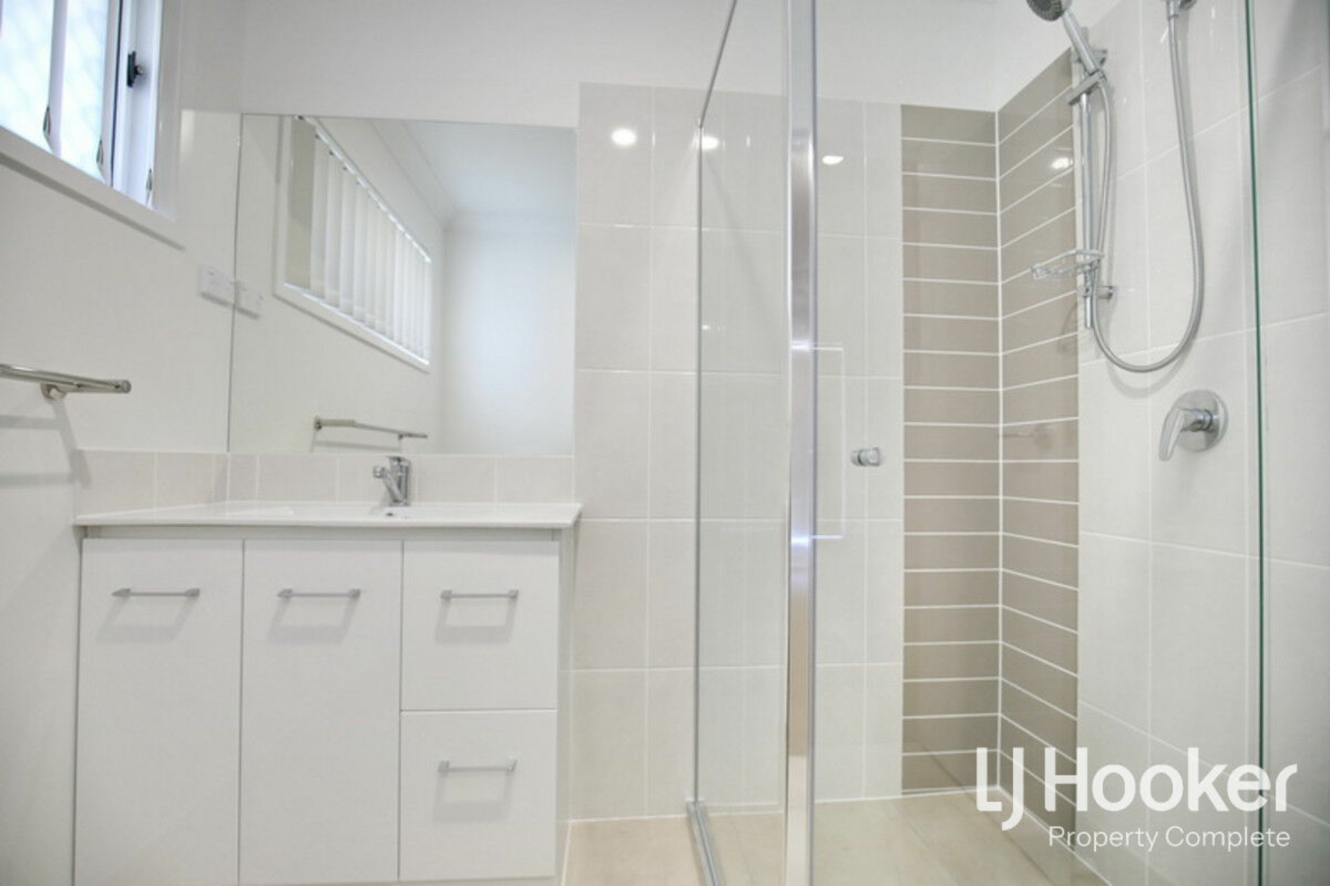 18 Hillard Street, YARRABILBA