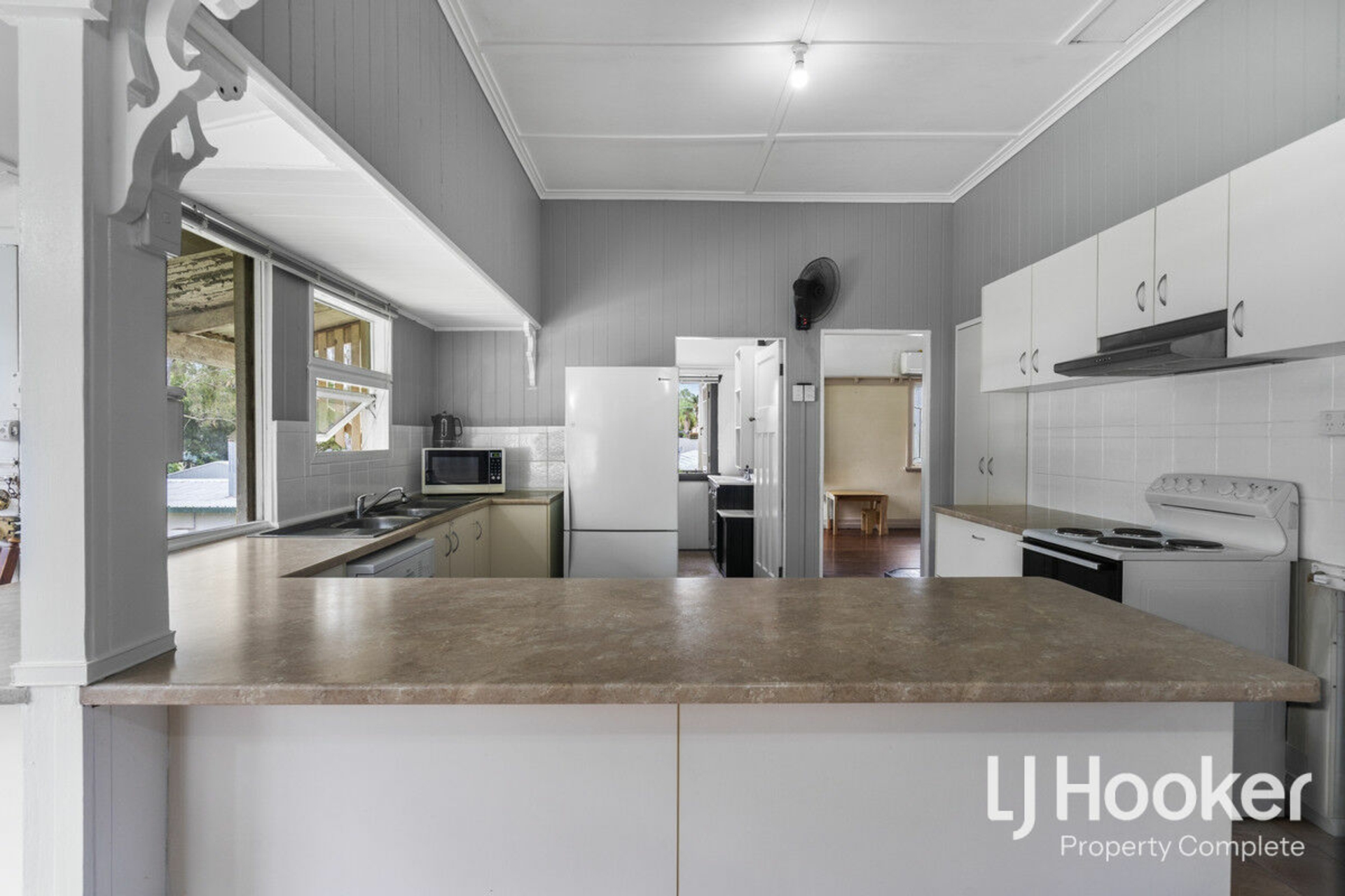 24 Manning Street, JIMBOOMBA