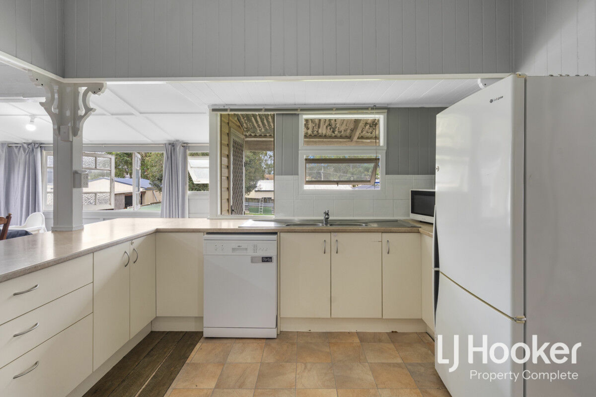 24 Manning Street, JIMBOOMBA