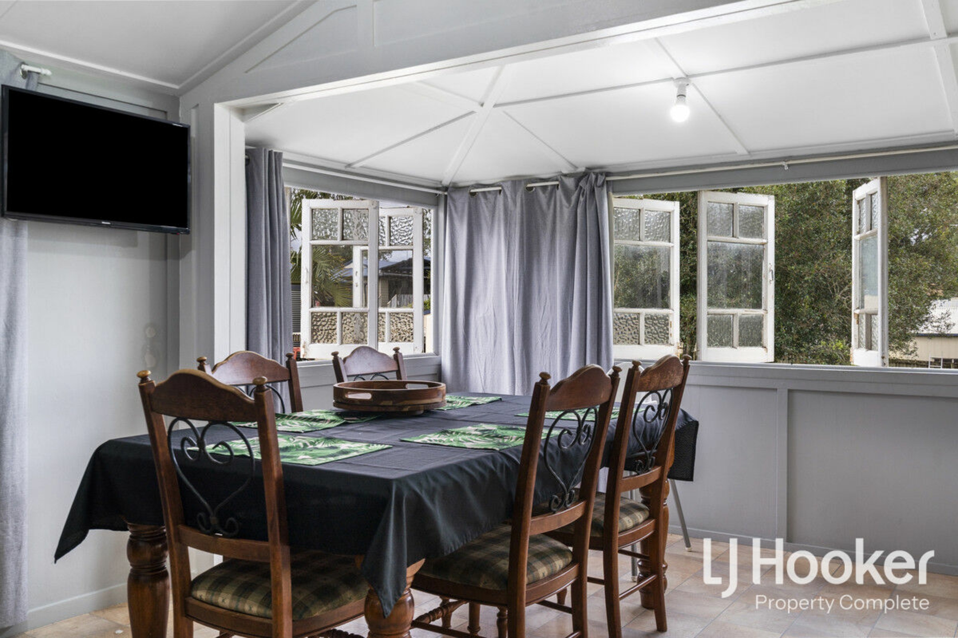 24 Manning Street, JIMBOOMBA