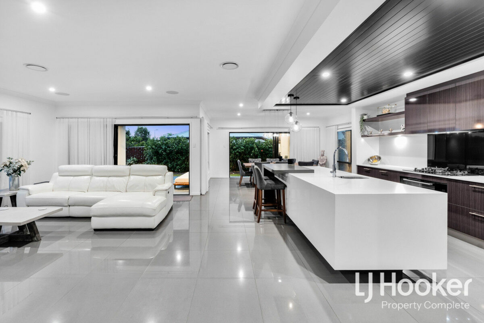 2-4 Cambridge Circuit, YARRABILBA