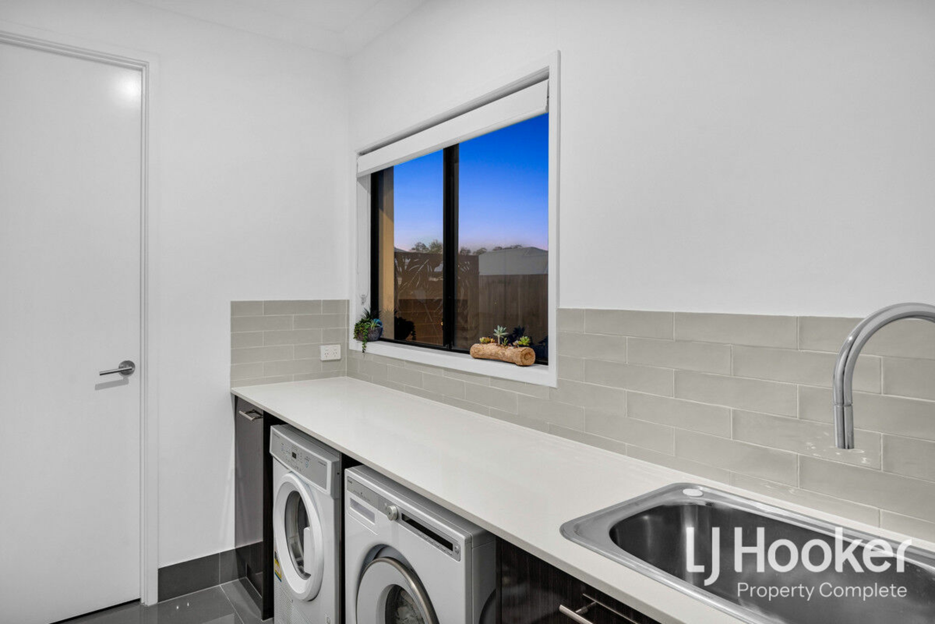 2-4 Cambridge Circuit, YARRABILBA