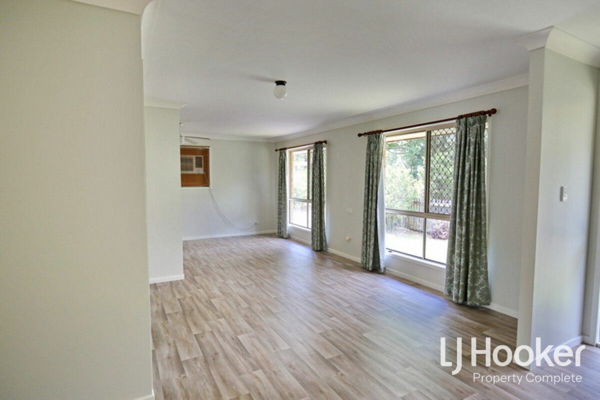 1/82-88 Swanborough Street, LOGAN VILLAGE
