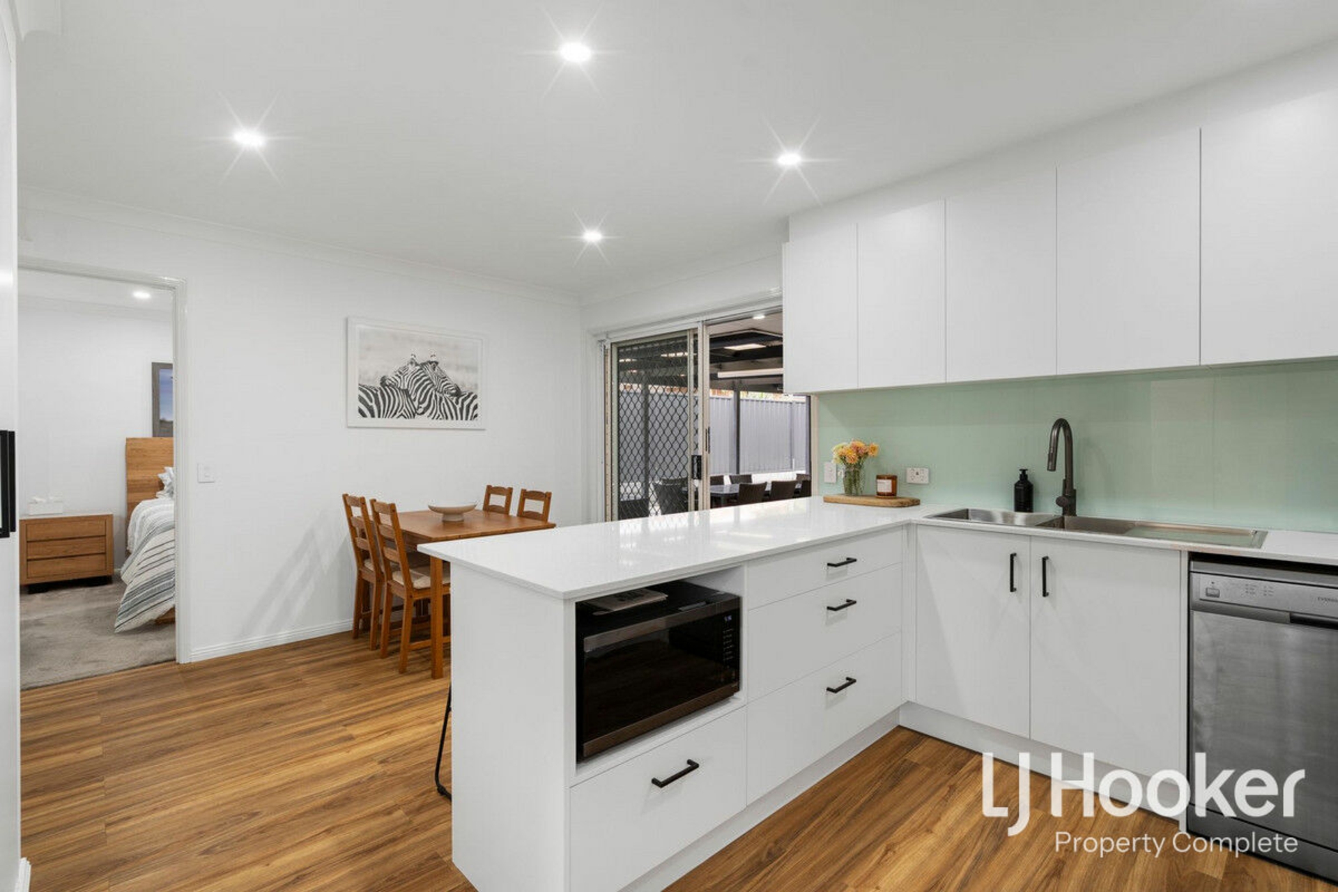 6 Paroo Place, HILLCREST
