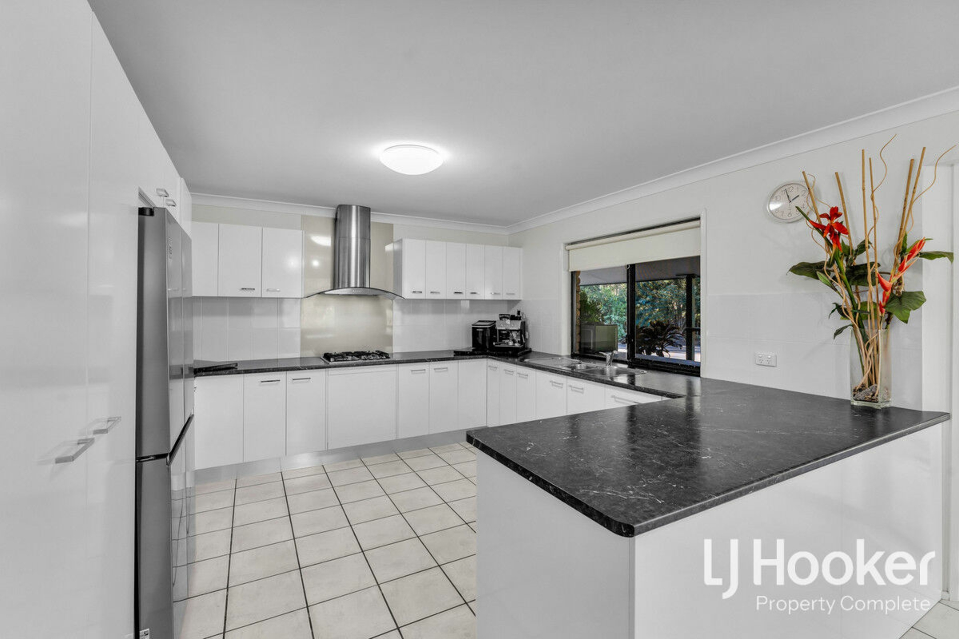 17 Fairweather Court, TAMBORINE