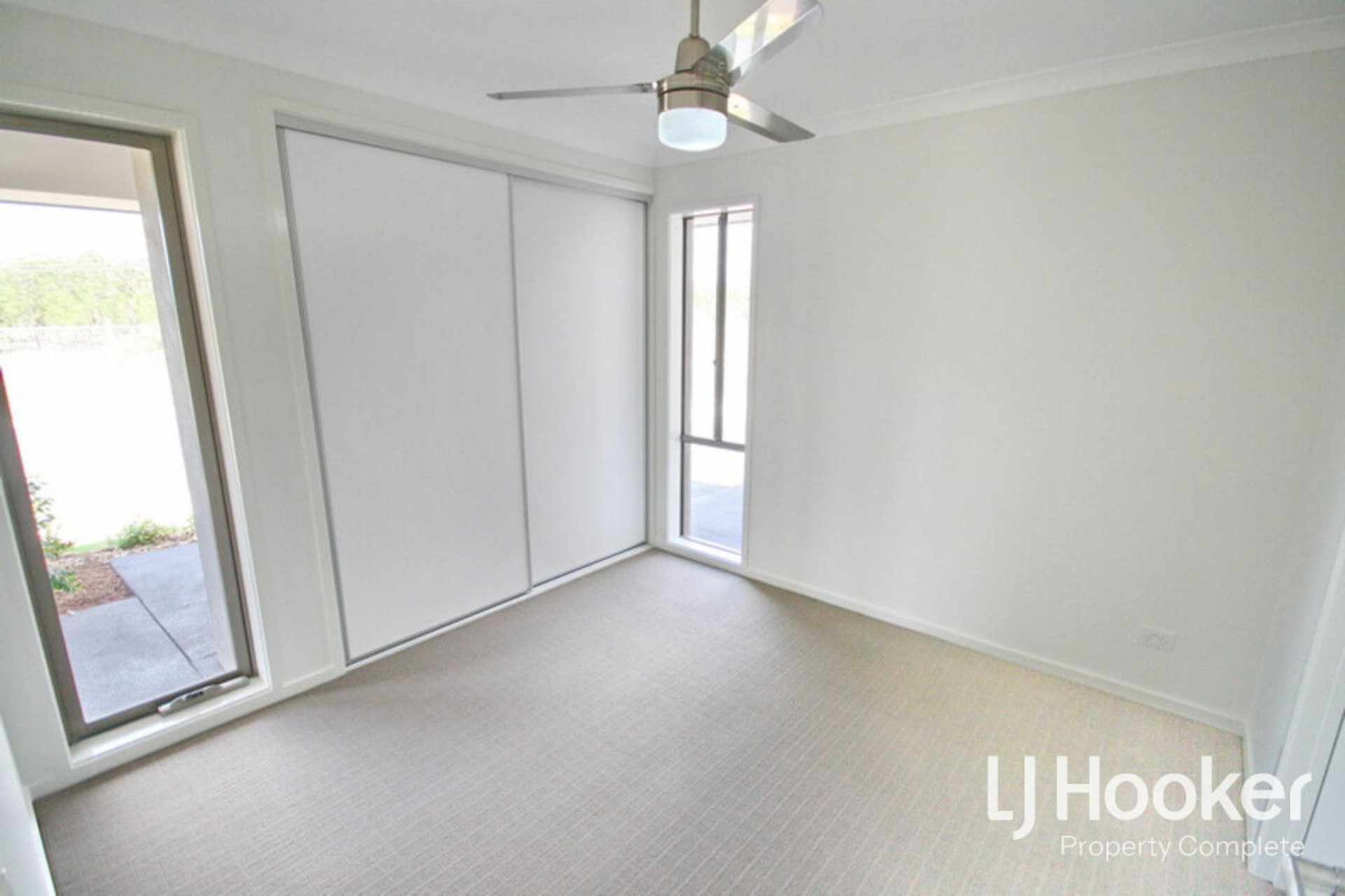 12 Sommer Street, YARRABILBA