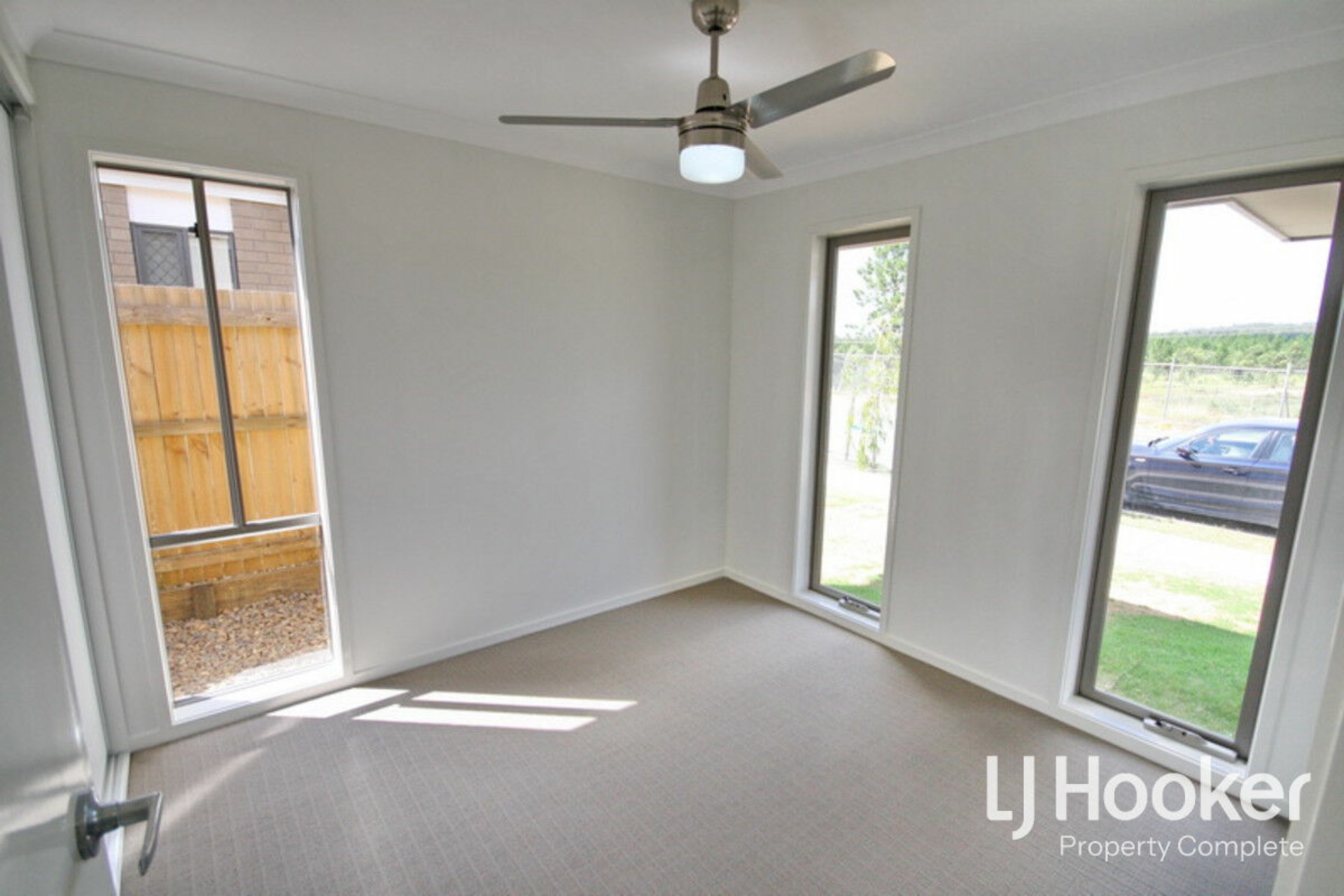 12 Sommer Street, YARRABILBA