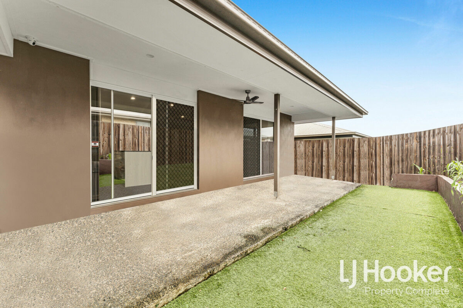 99 Darnell Street, YARRABILBA