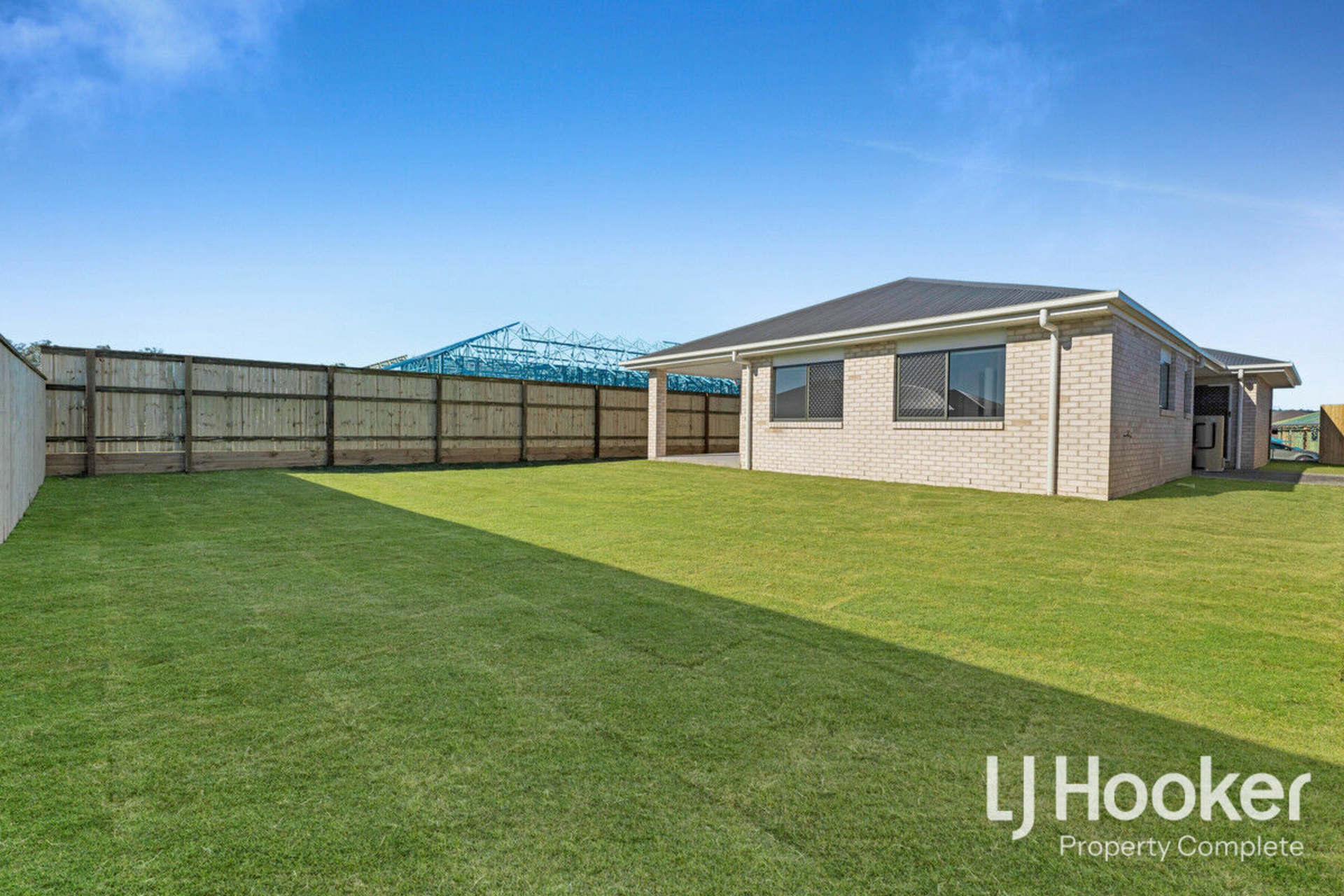 72 Outlook Boulevard, GLENEAGLE