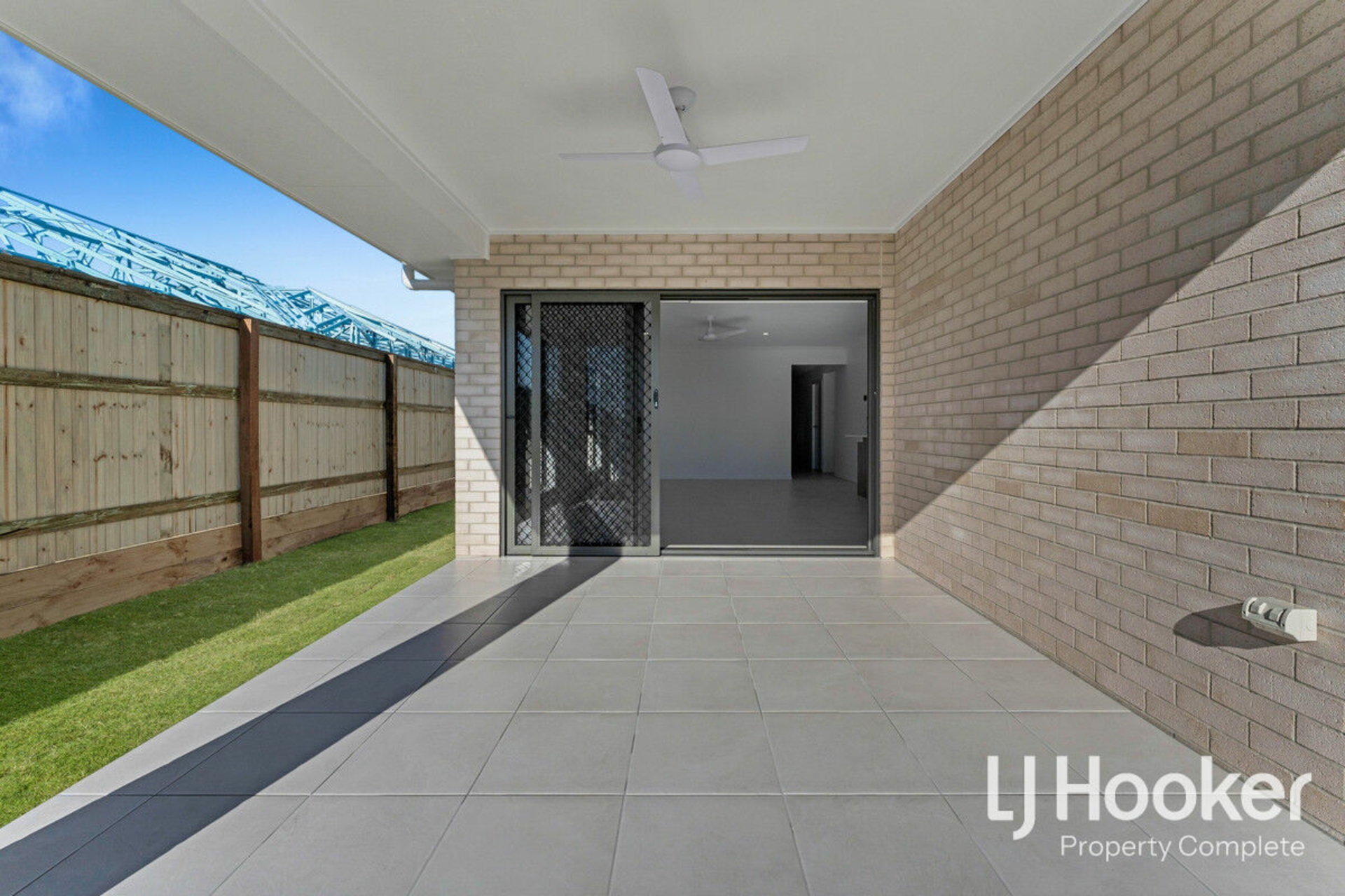 72 Outlook Boulevard, GLENEAGLE
