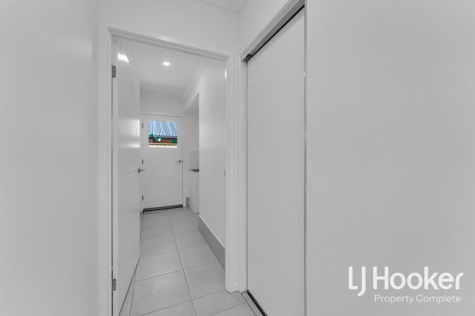 72 Outlook Boulevard, GLENEAGLE