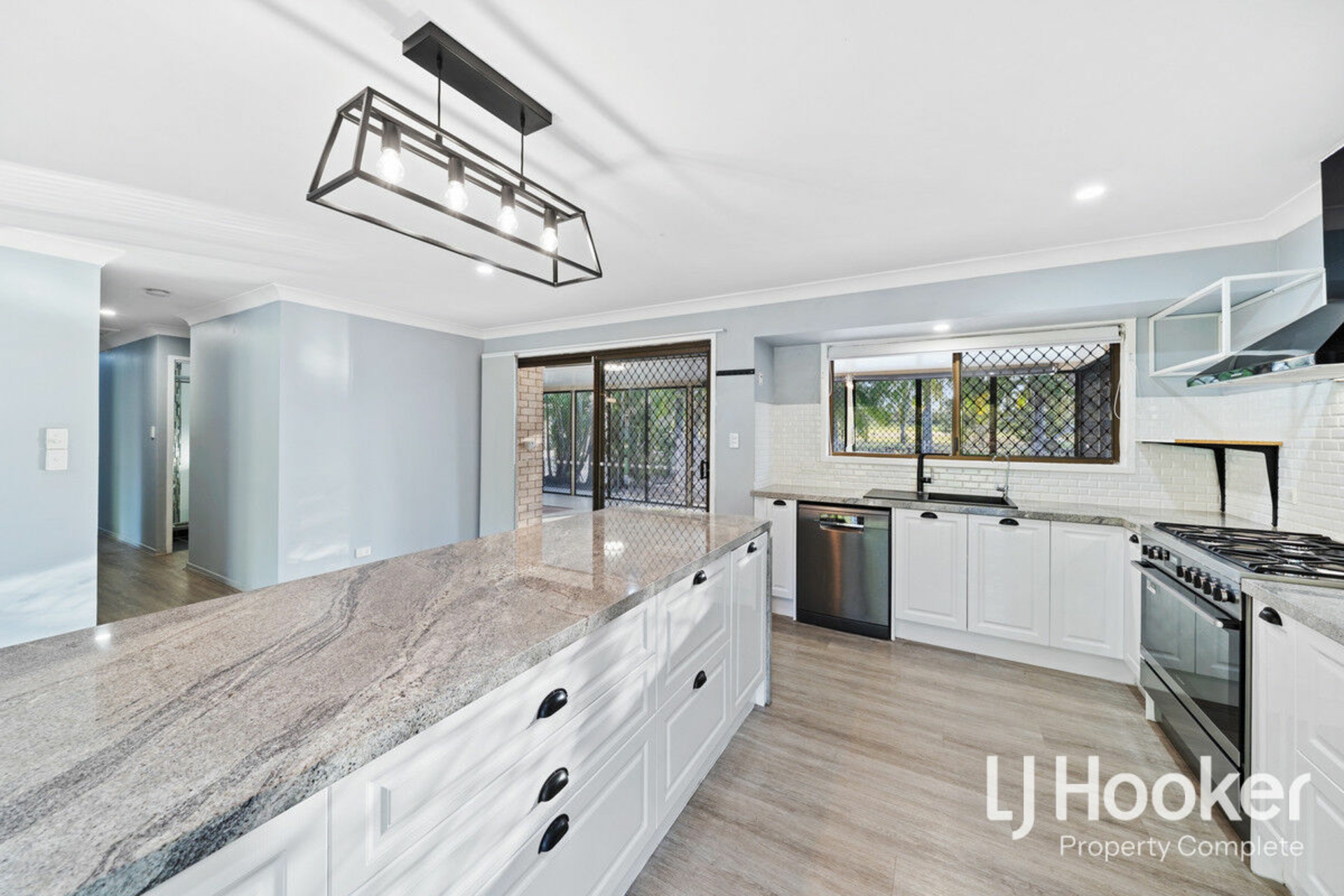 30-34 Merton Street, JIMBOOMBA