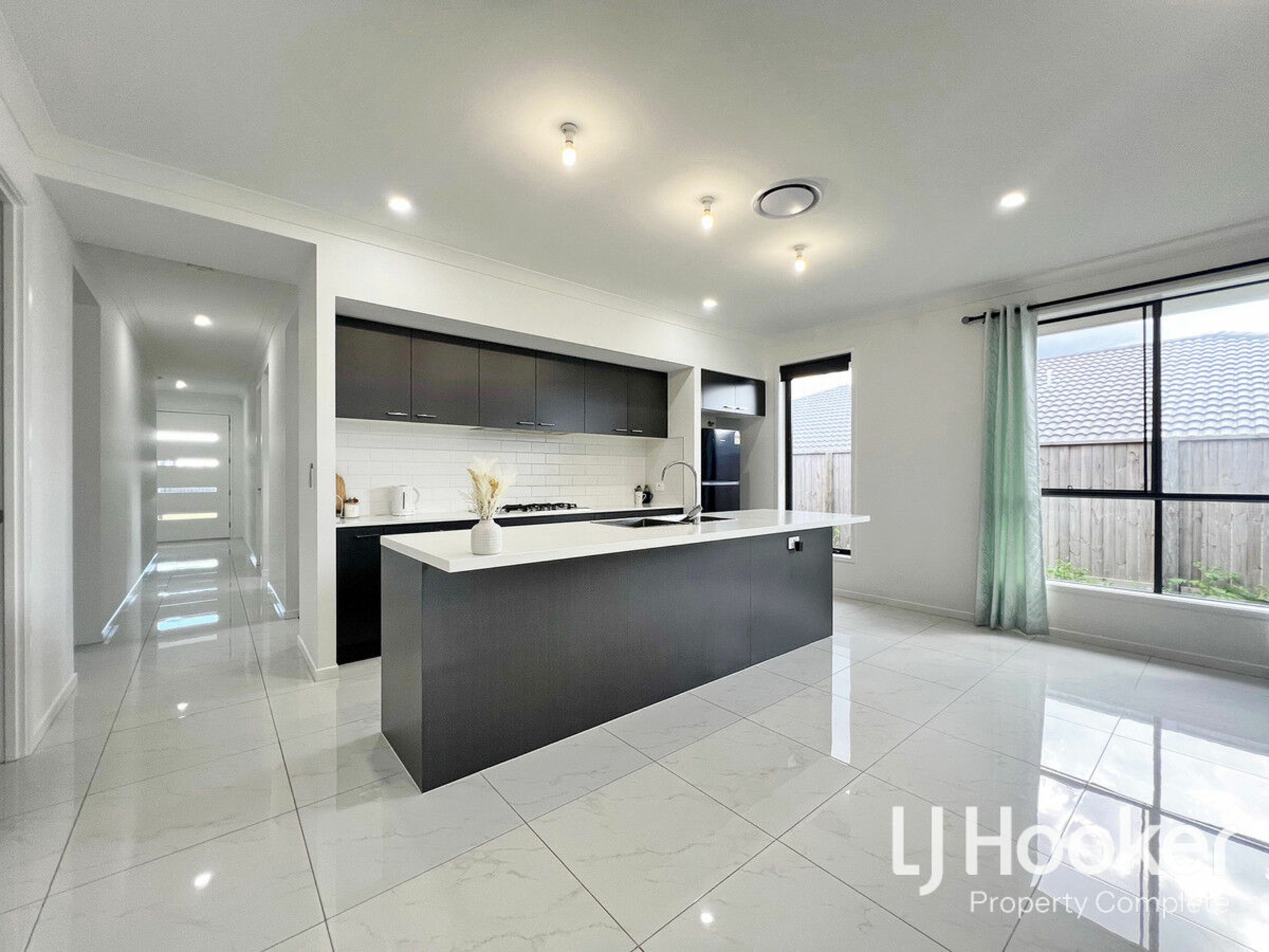9 Griffith Street, YARRABILBA