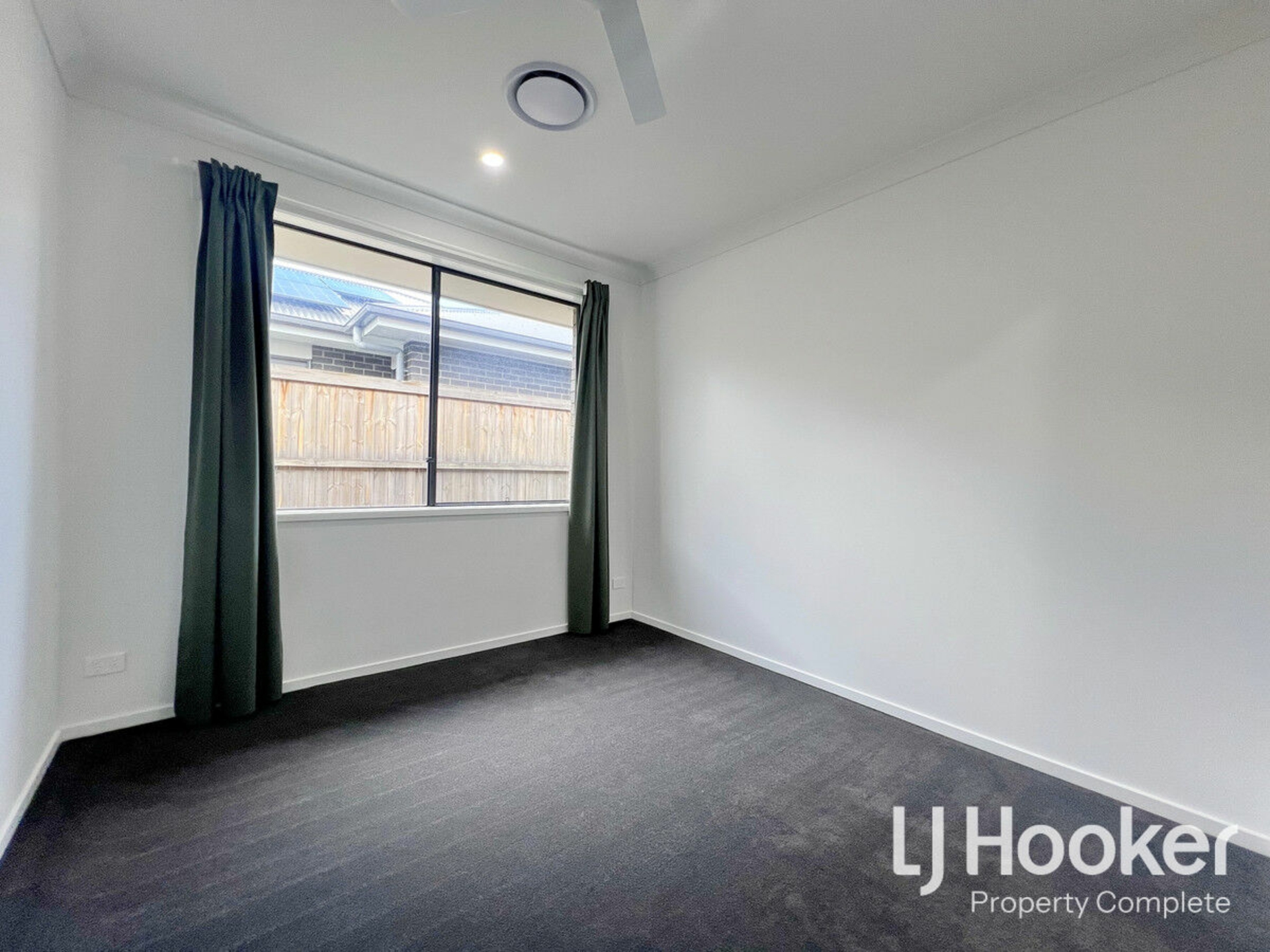 9 Griffith Street, YARRABILBA