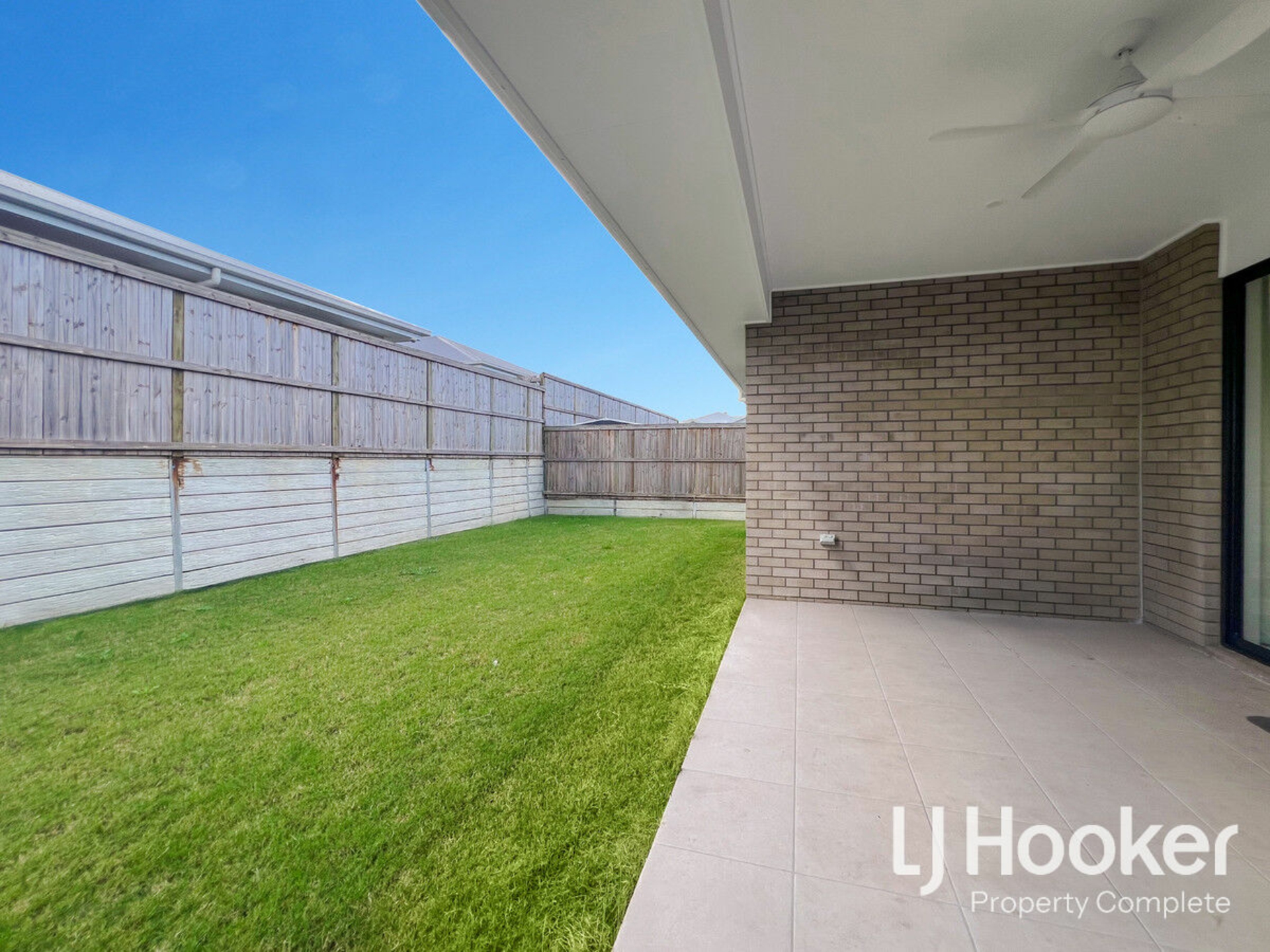 9 Griffith Street, YARRABILBA