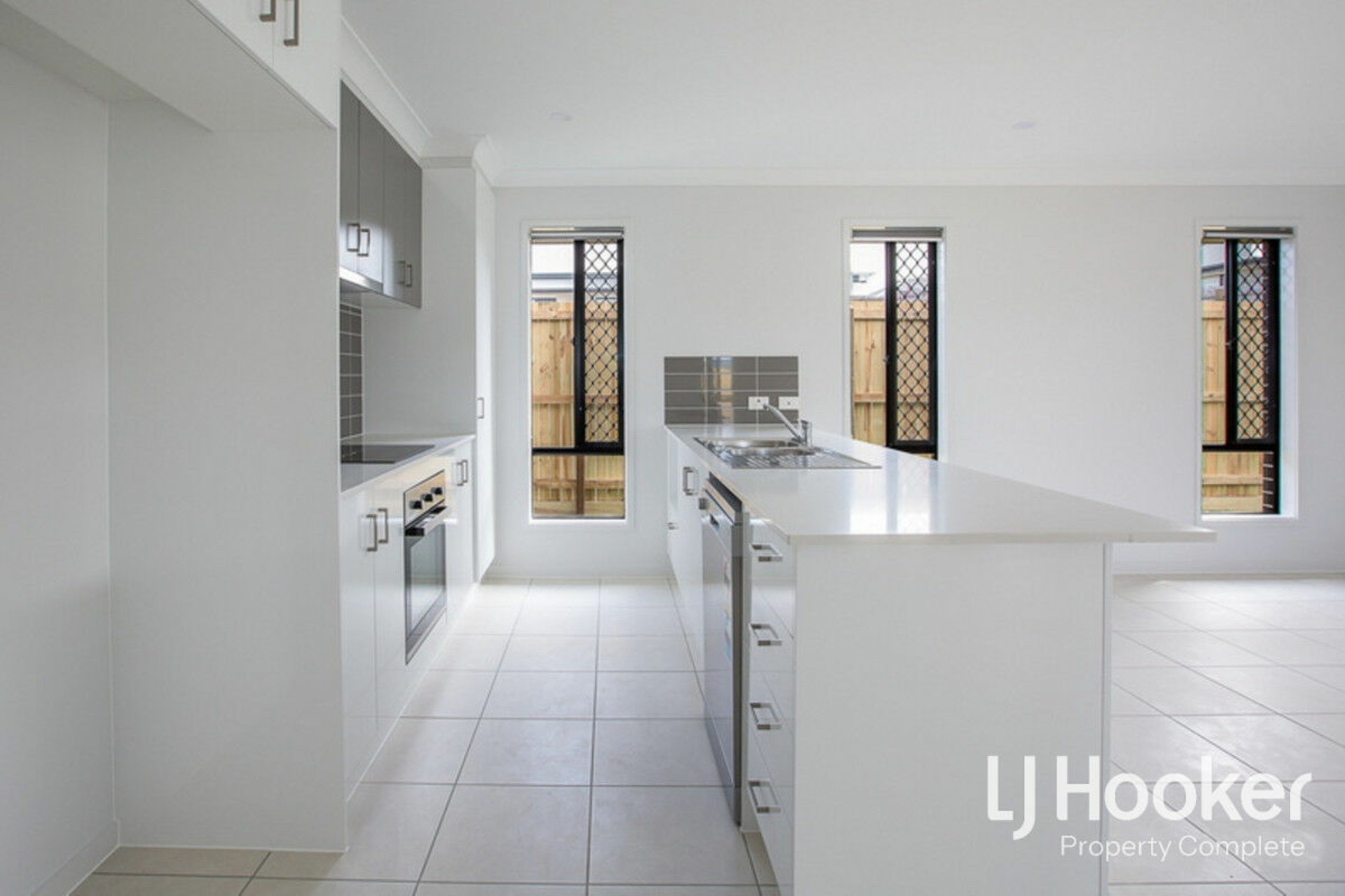 36 Shilin Street, YARRABILBA
