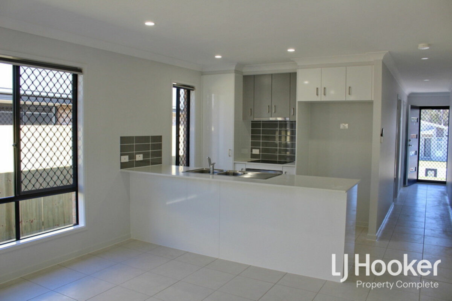 1/32 Ryrie Court, PARK RIDGE