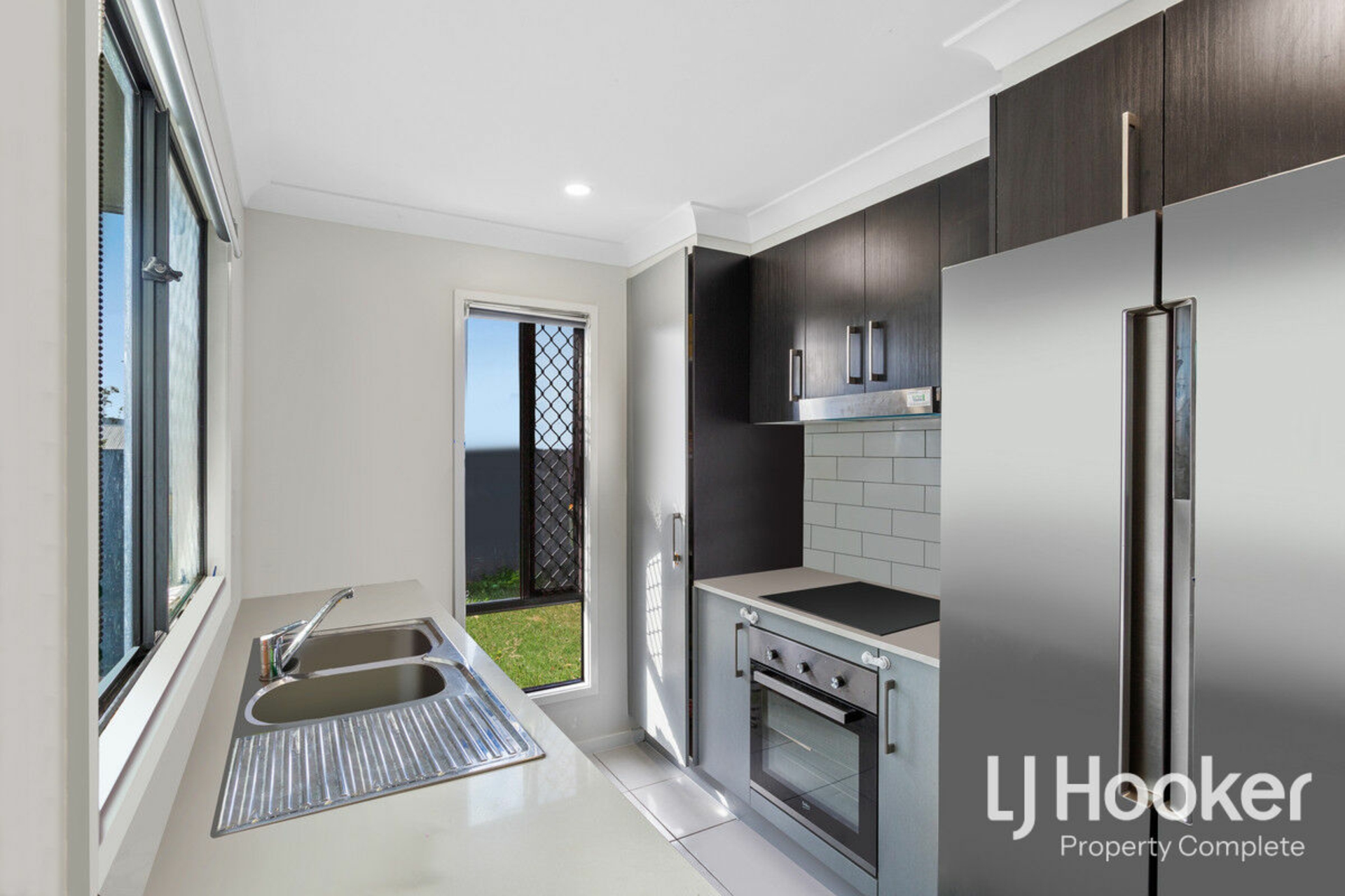 11/8 Highlands Street, YARRABILBA