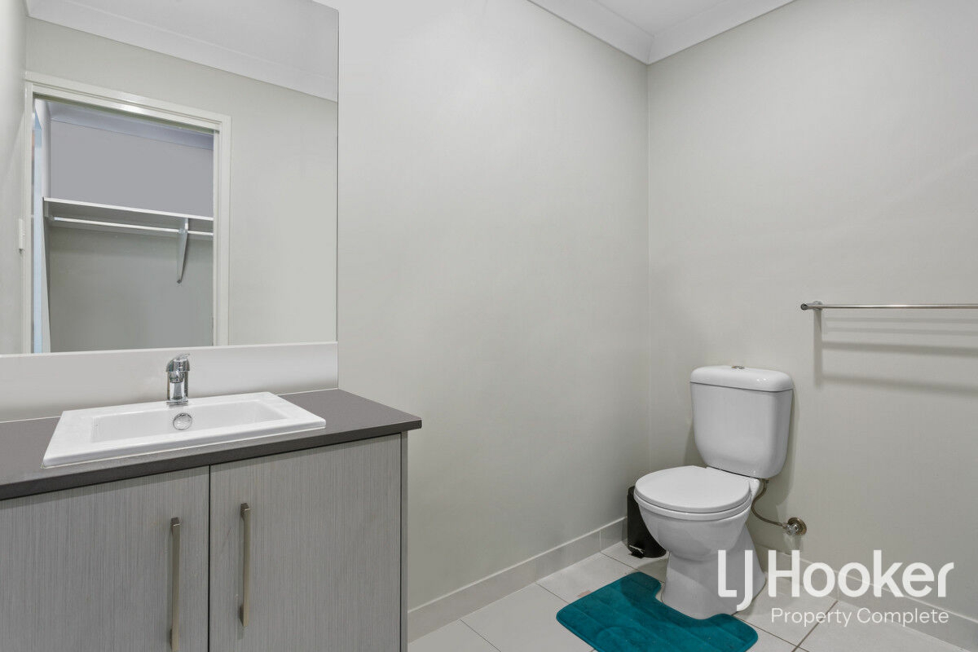 11/8 Highlands Street, YARRABILBA
