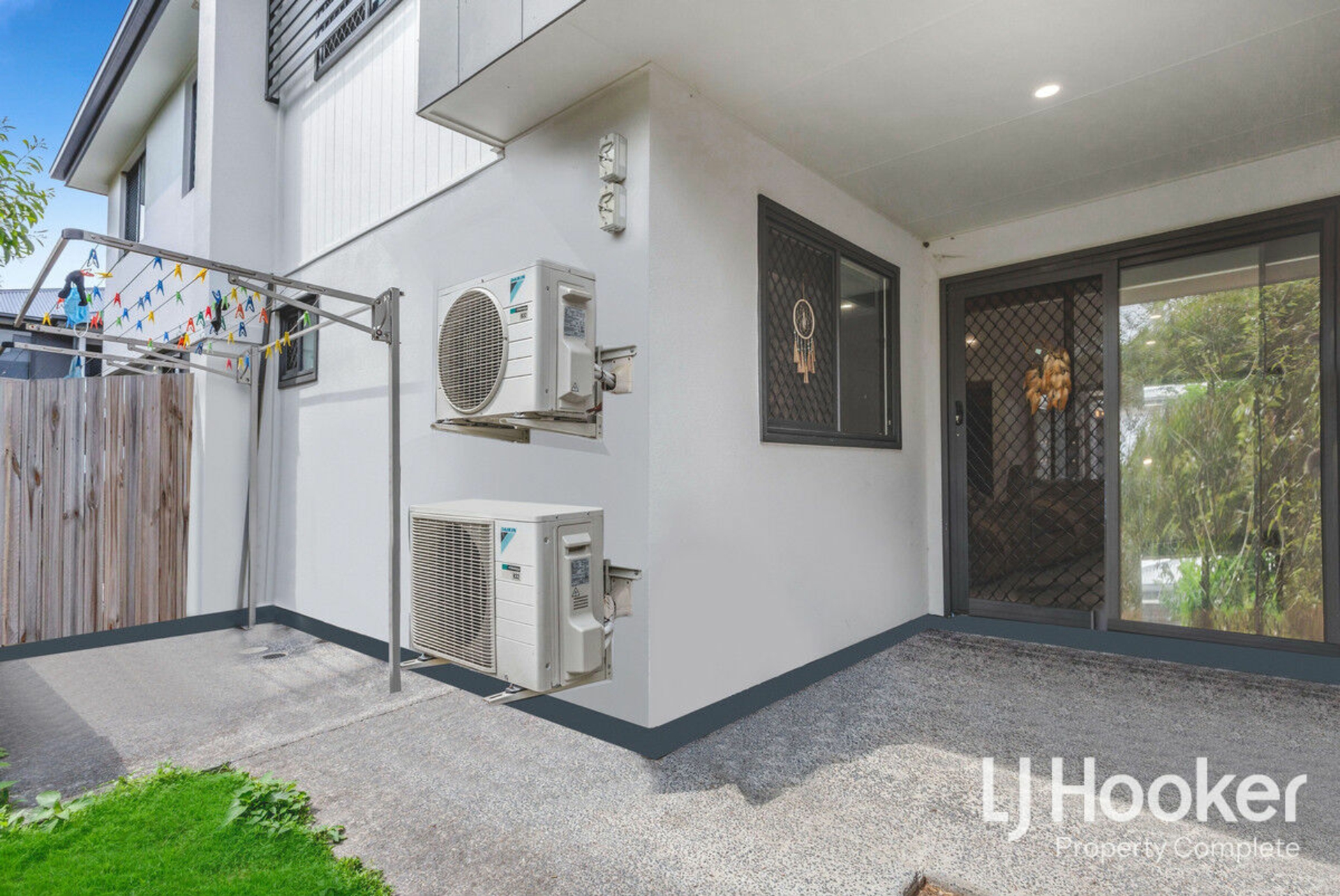 11/8 Highlands Street, YARRABILBA