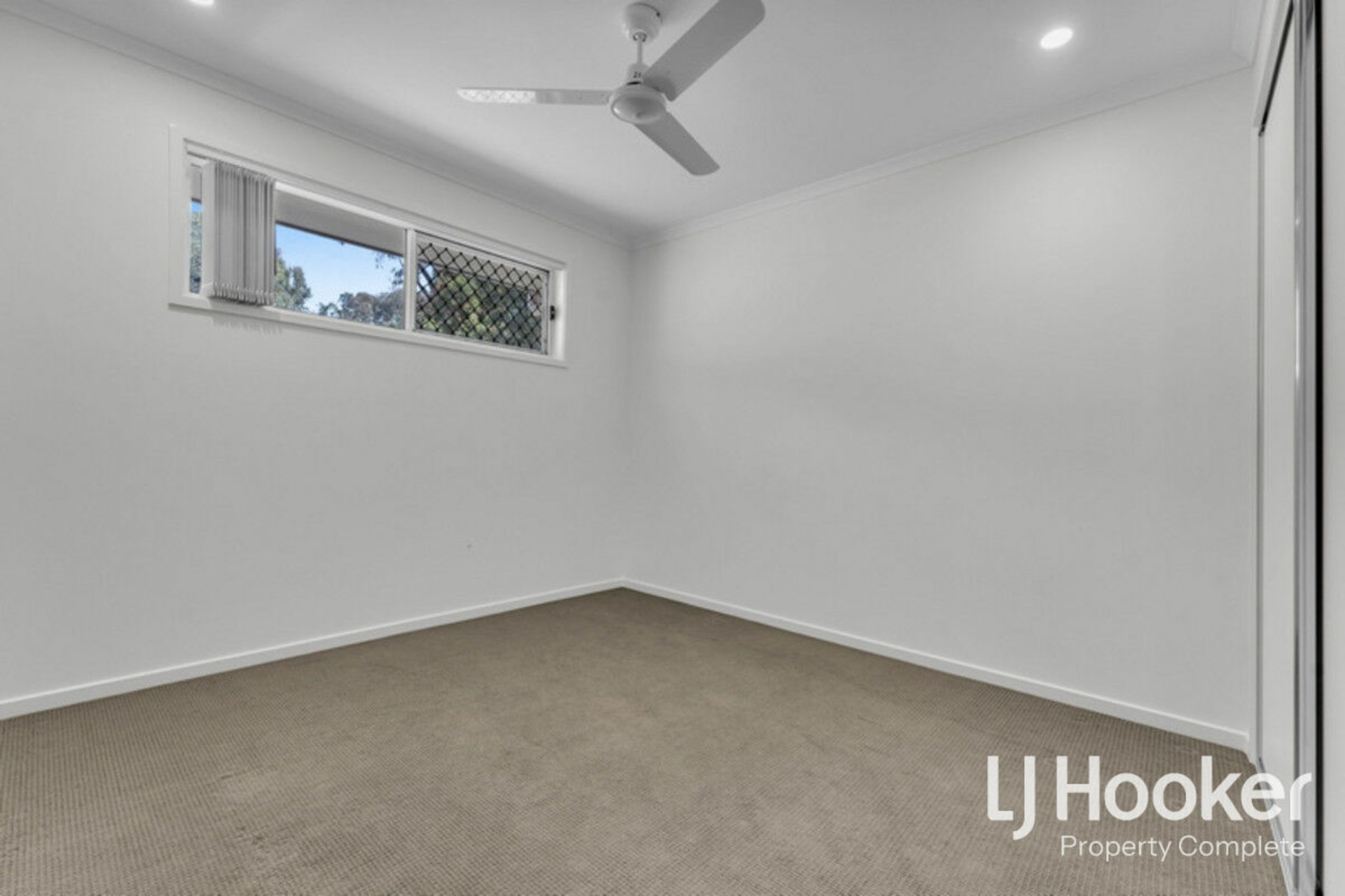11 Bloomfield Avenue, PARK RIDGE