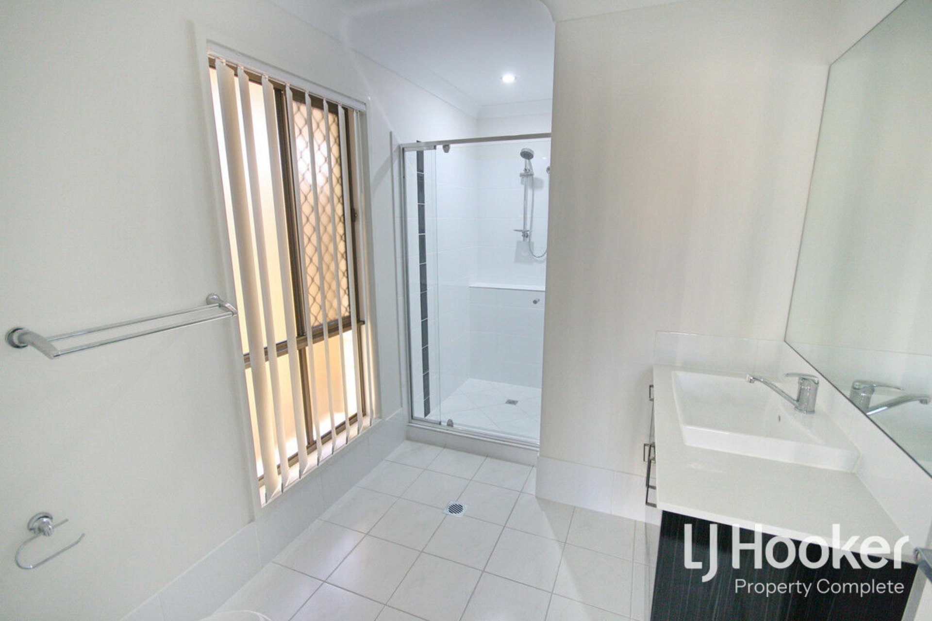 22 Lambent Street, YARRABILBA