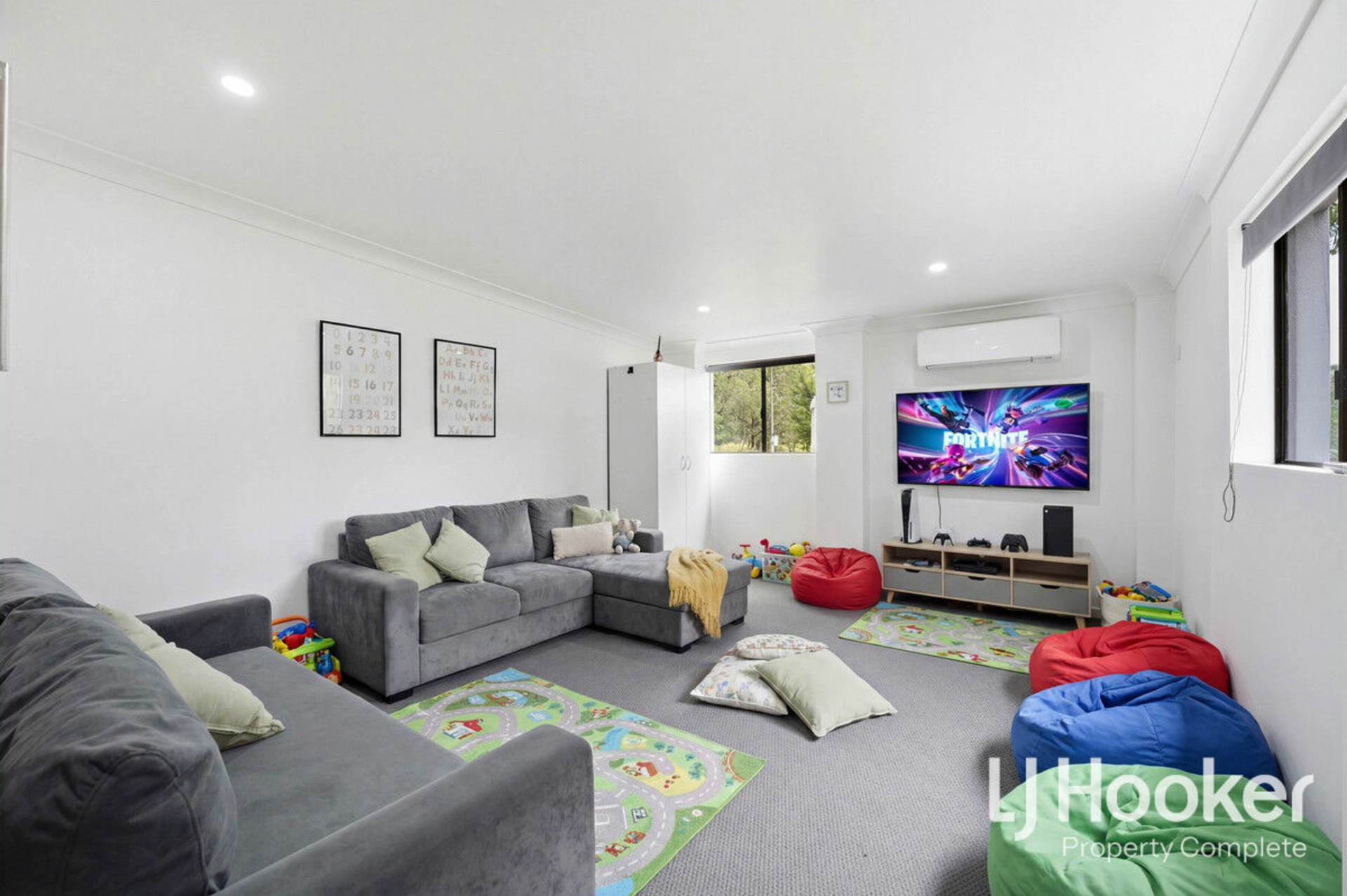 37 Virgil Road — photo 9 of 25