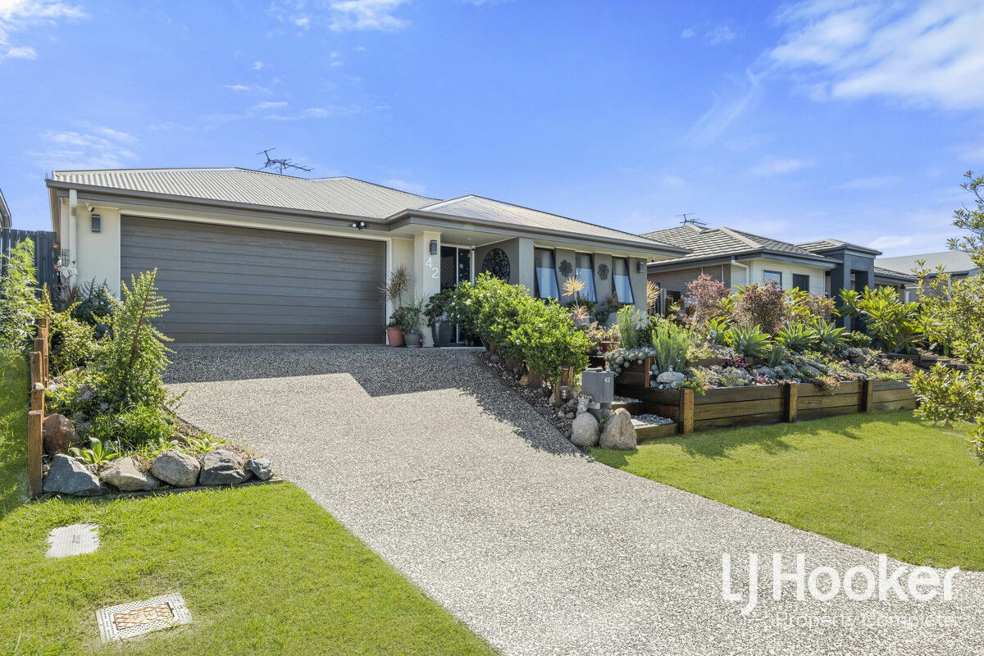 42 Golden Gate Avenue — photo 13 of 16