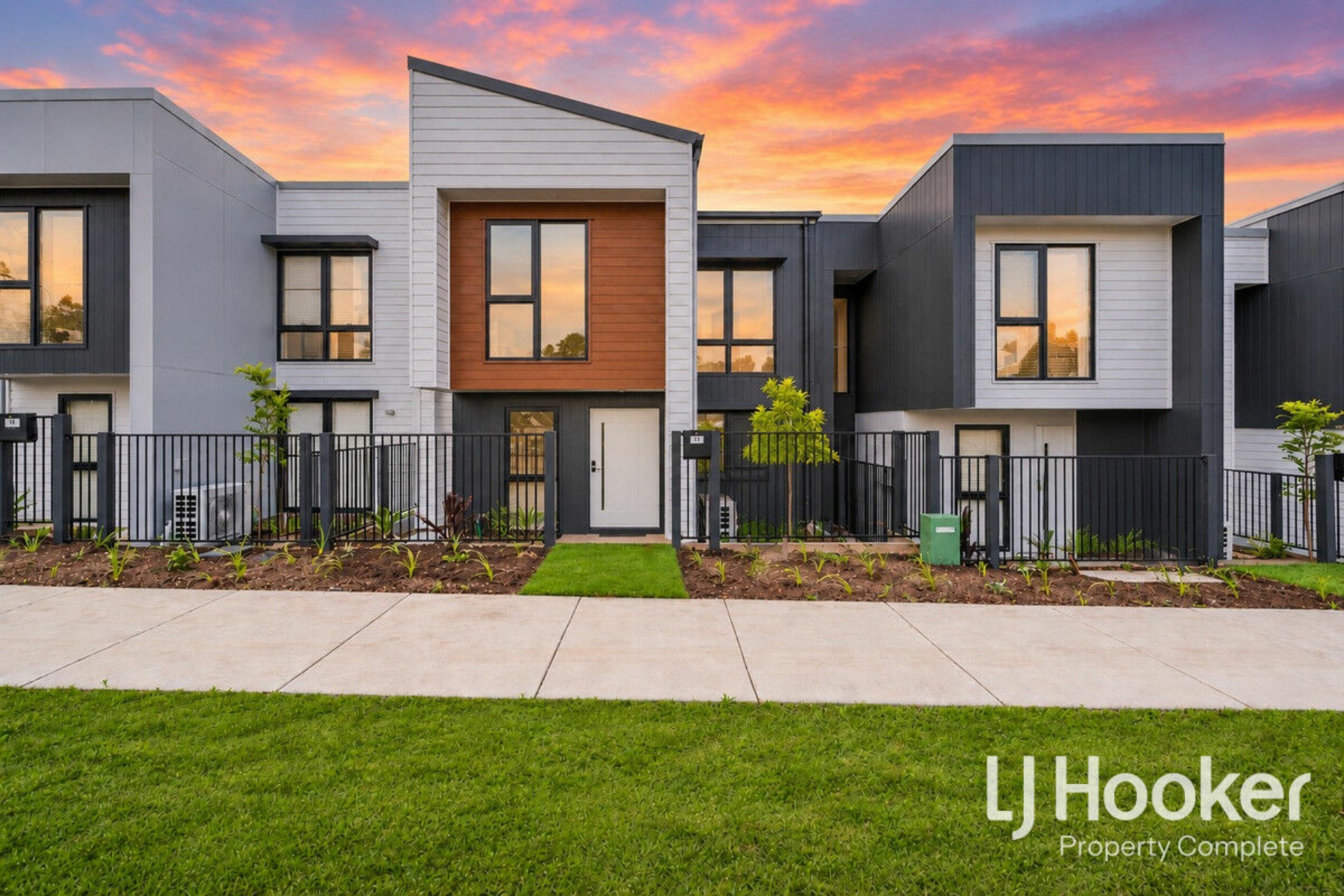 12 Grampians Circuit — photo from LJ Hooker Property Complete