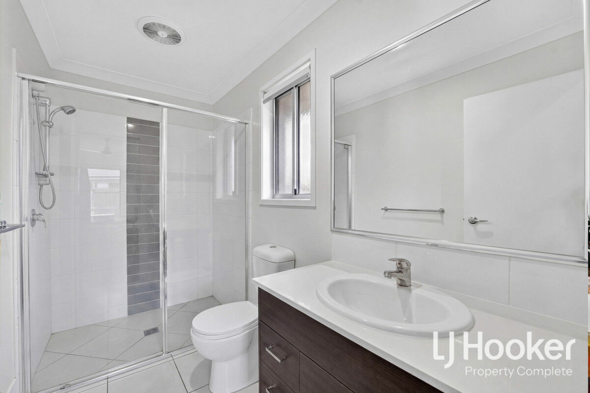 74 Darnell Street — photo 7 of 17