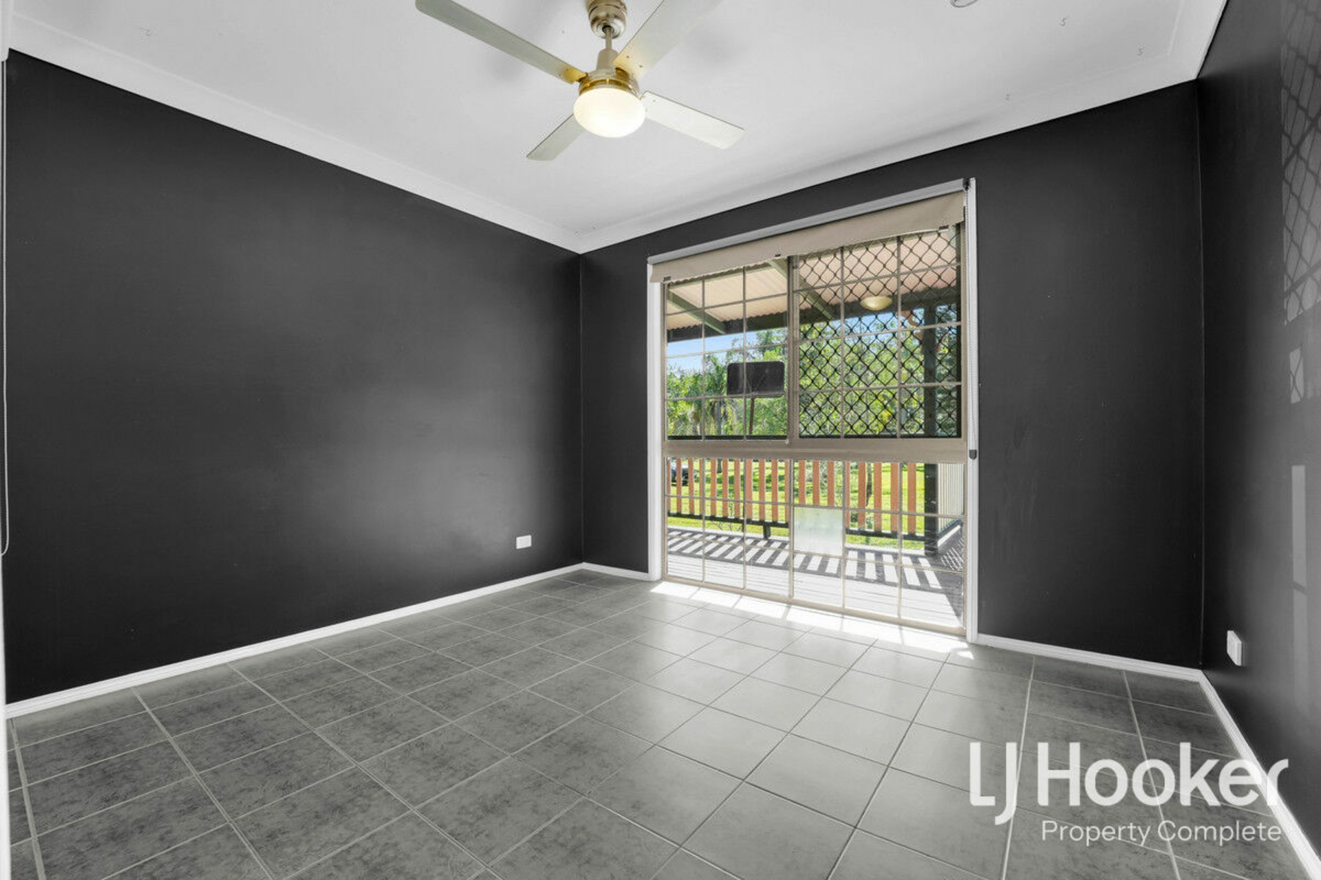 47-61 Camel Court — photo 13 of 27