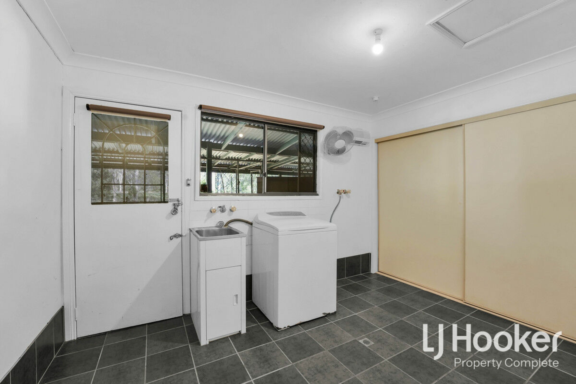 47-61 Camel Court — photo 15 of 27
