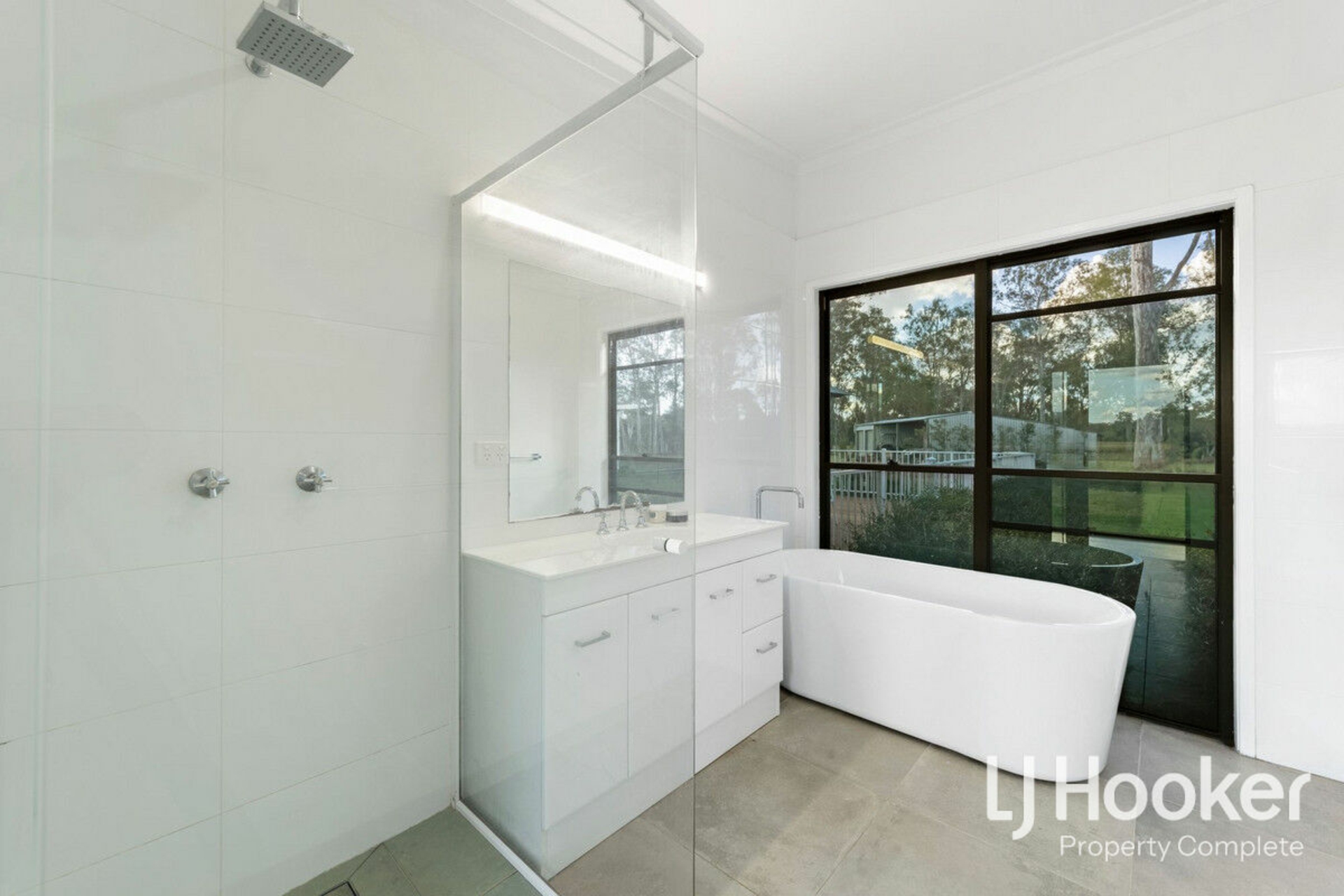 90 Waldron Road — photo 14 of 28