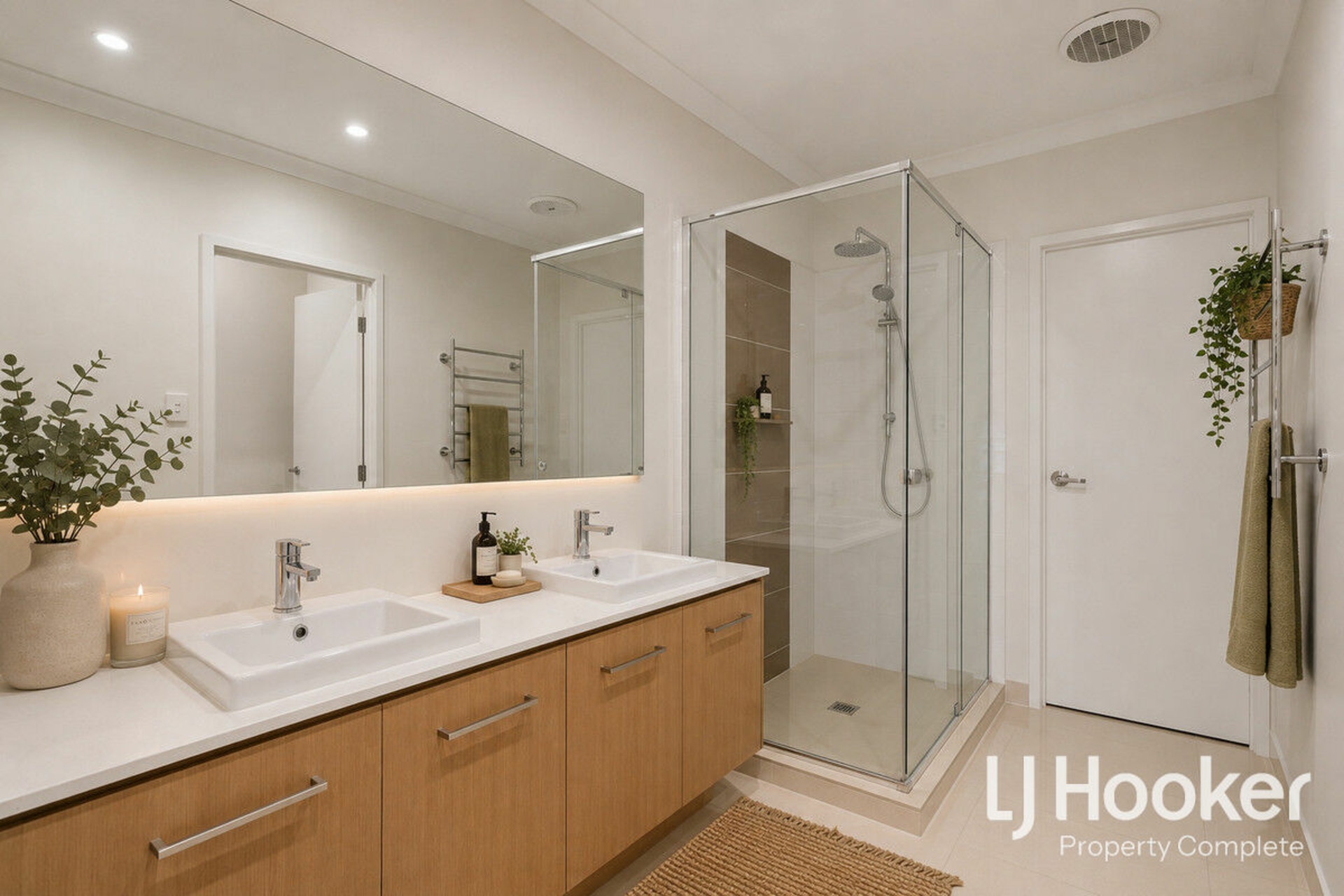 121 Buxton Avenue — photo 7 of 23