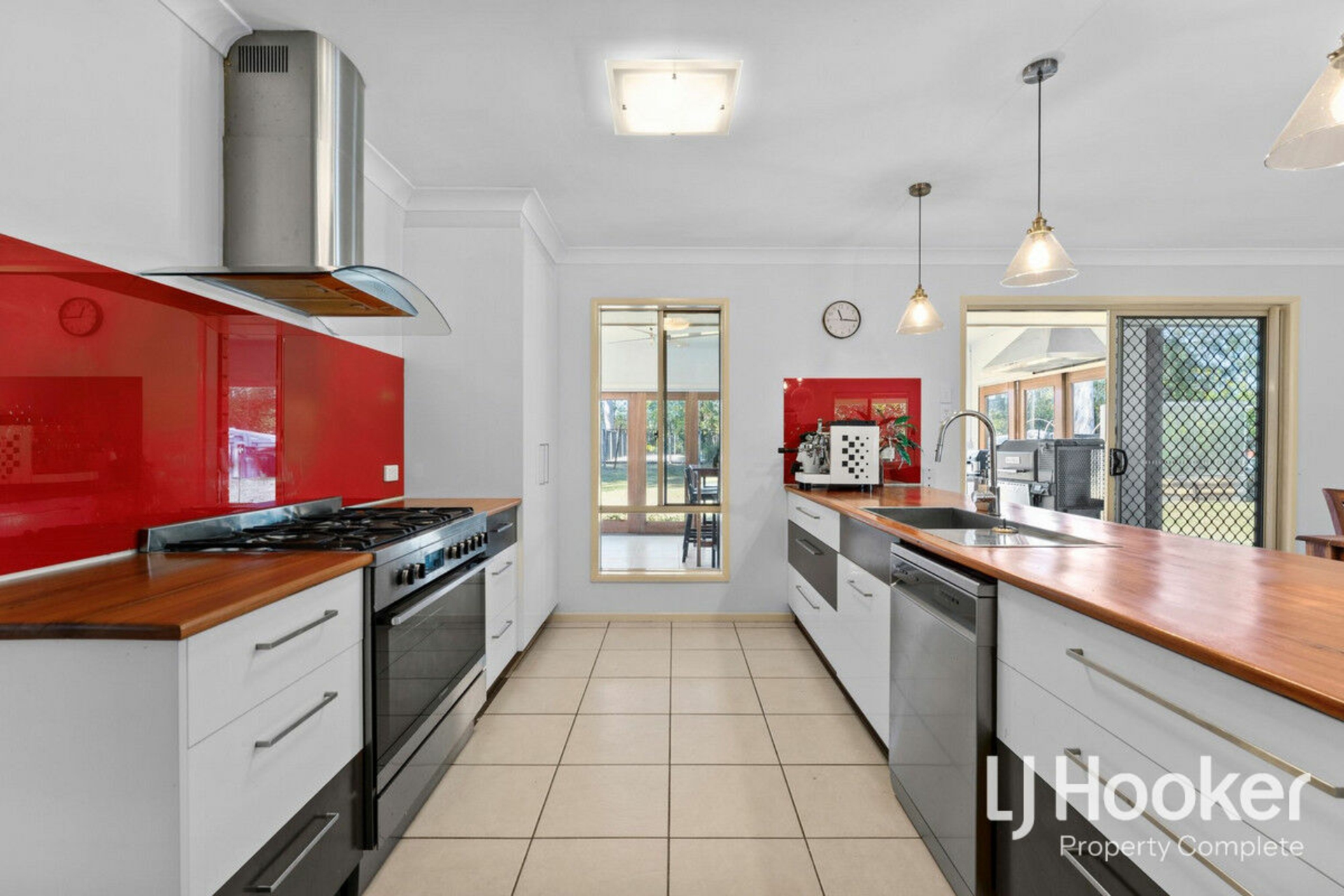 63-65 Drover Crescent — photo 6 of 30