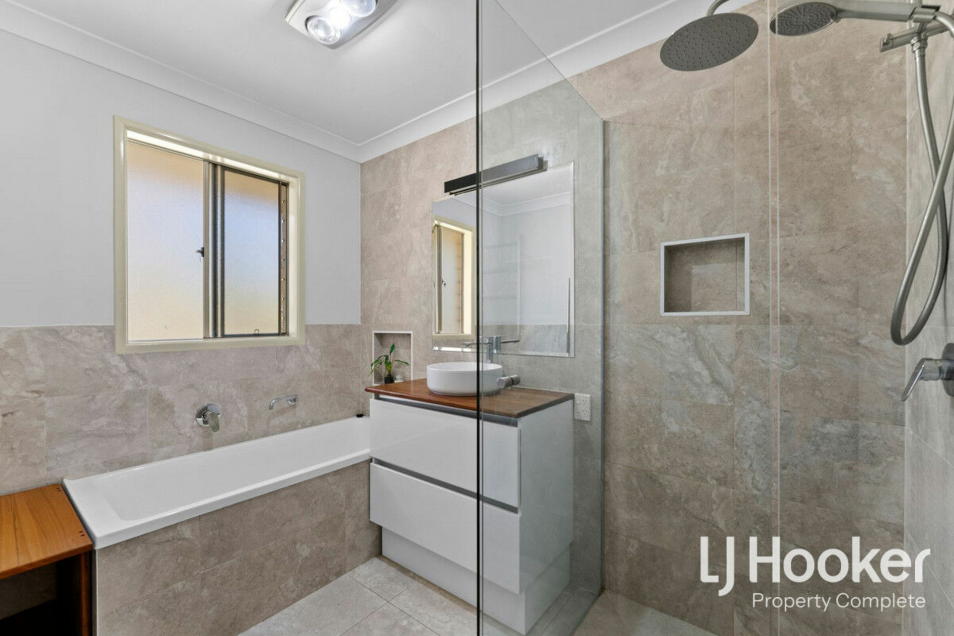 63-65 Drover Crescent — photo 14 of 30