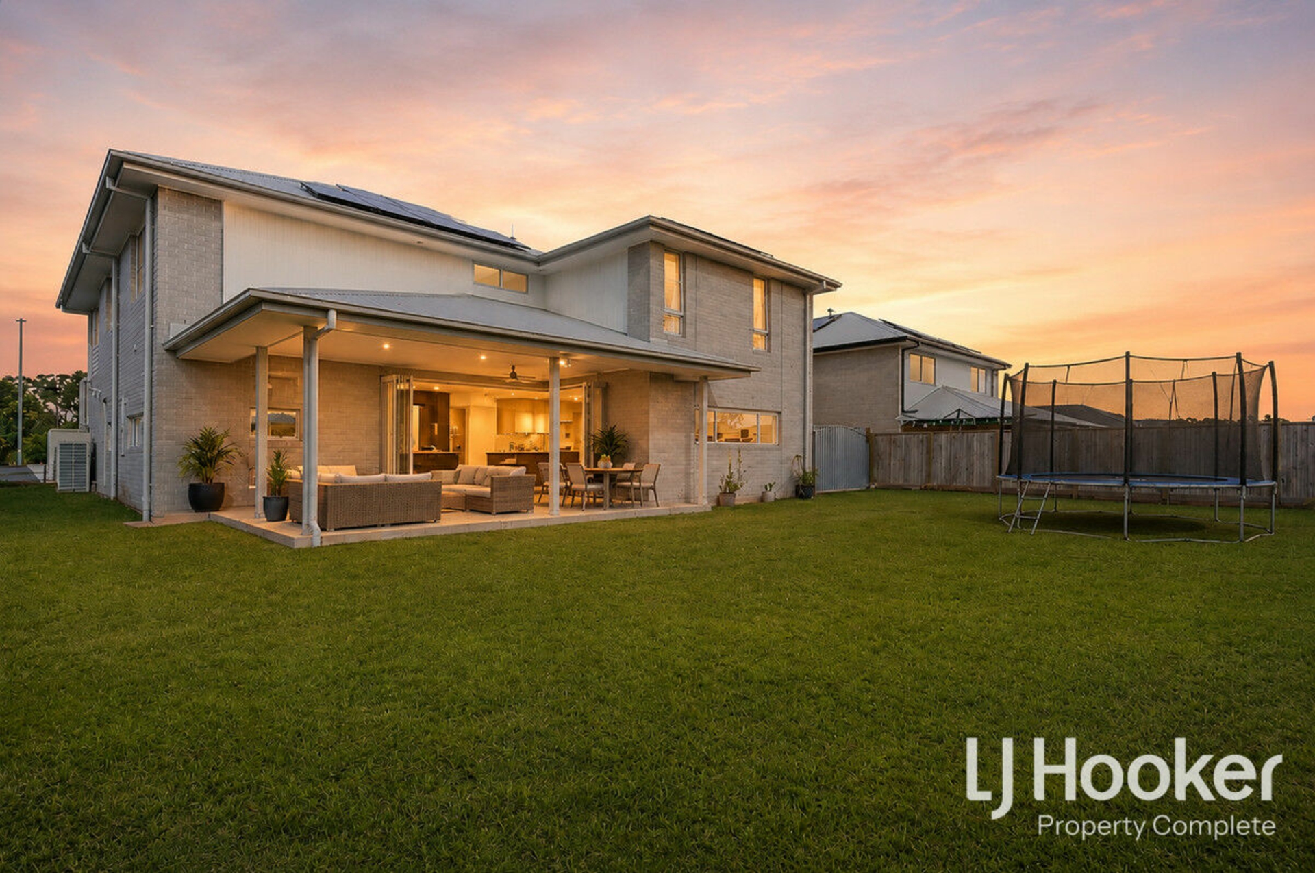 34 Hyde Drive — photo 2 of 24
