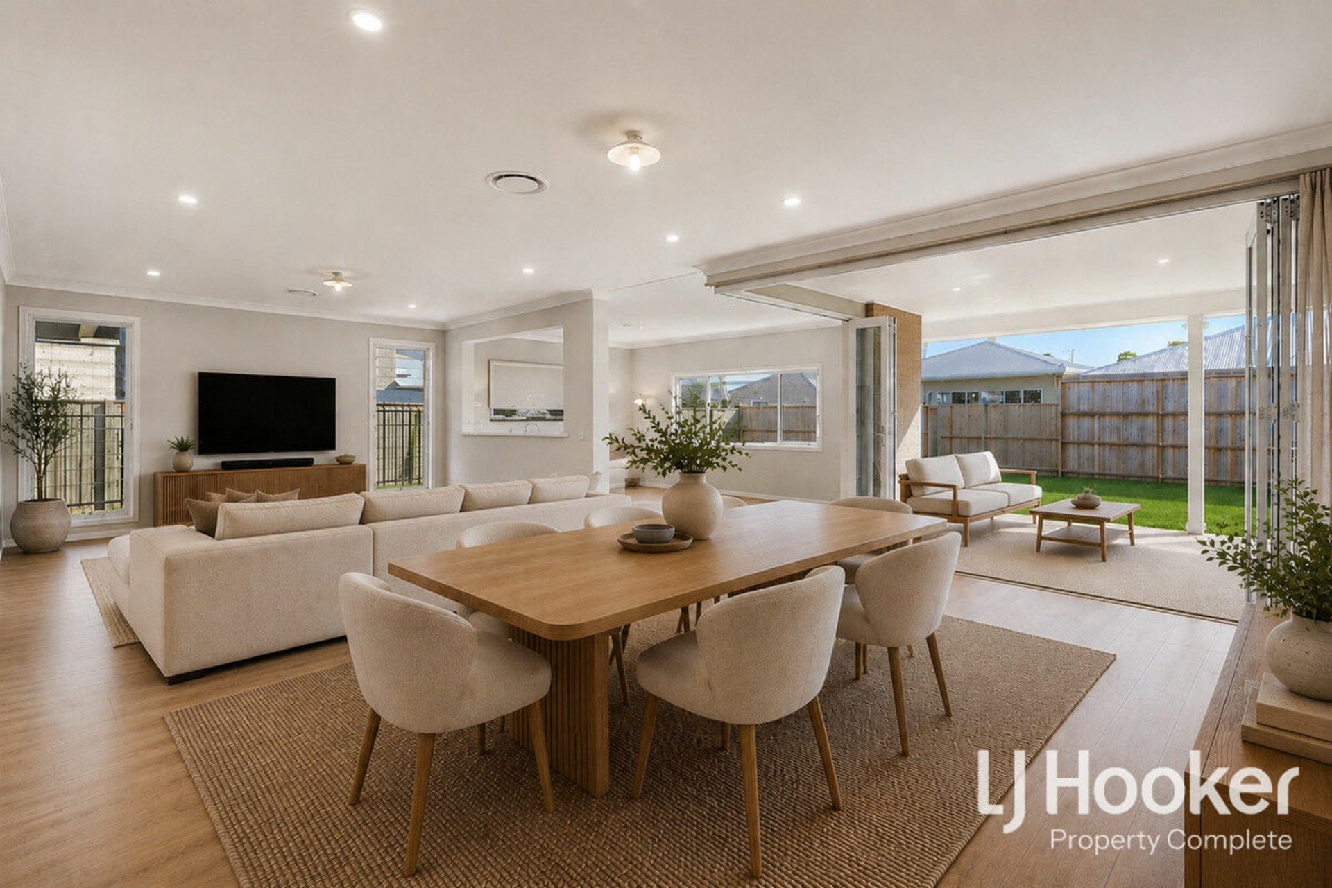 34 Hyde Drive — photo 5 of 24