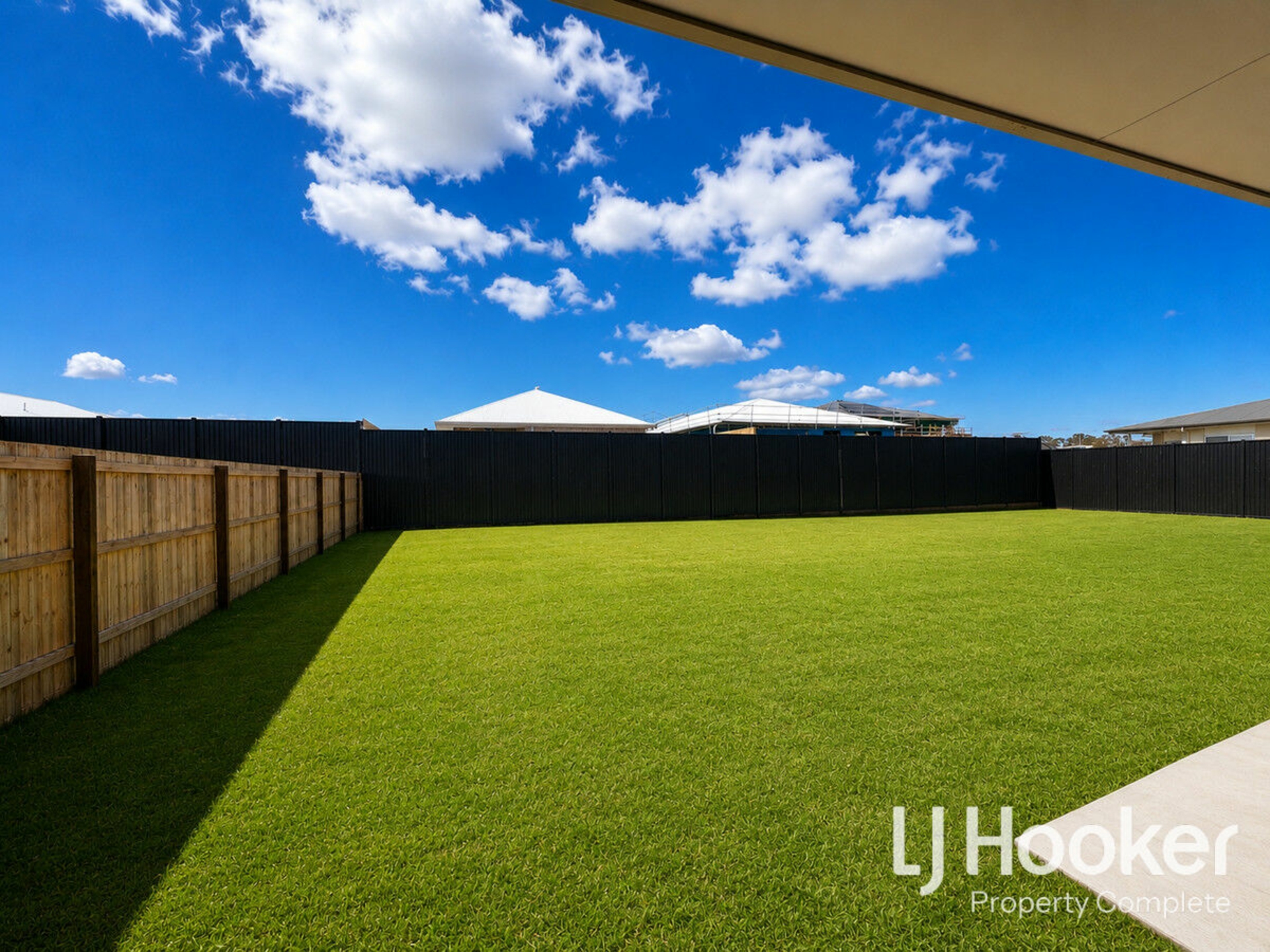 29 Edge Drive — photo 12 of 15