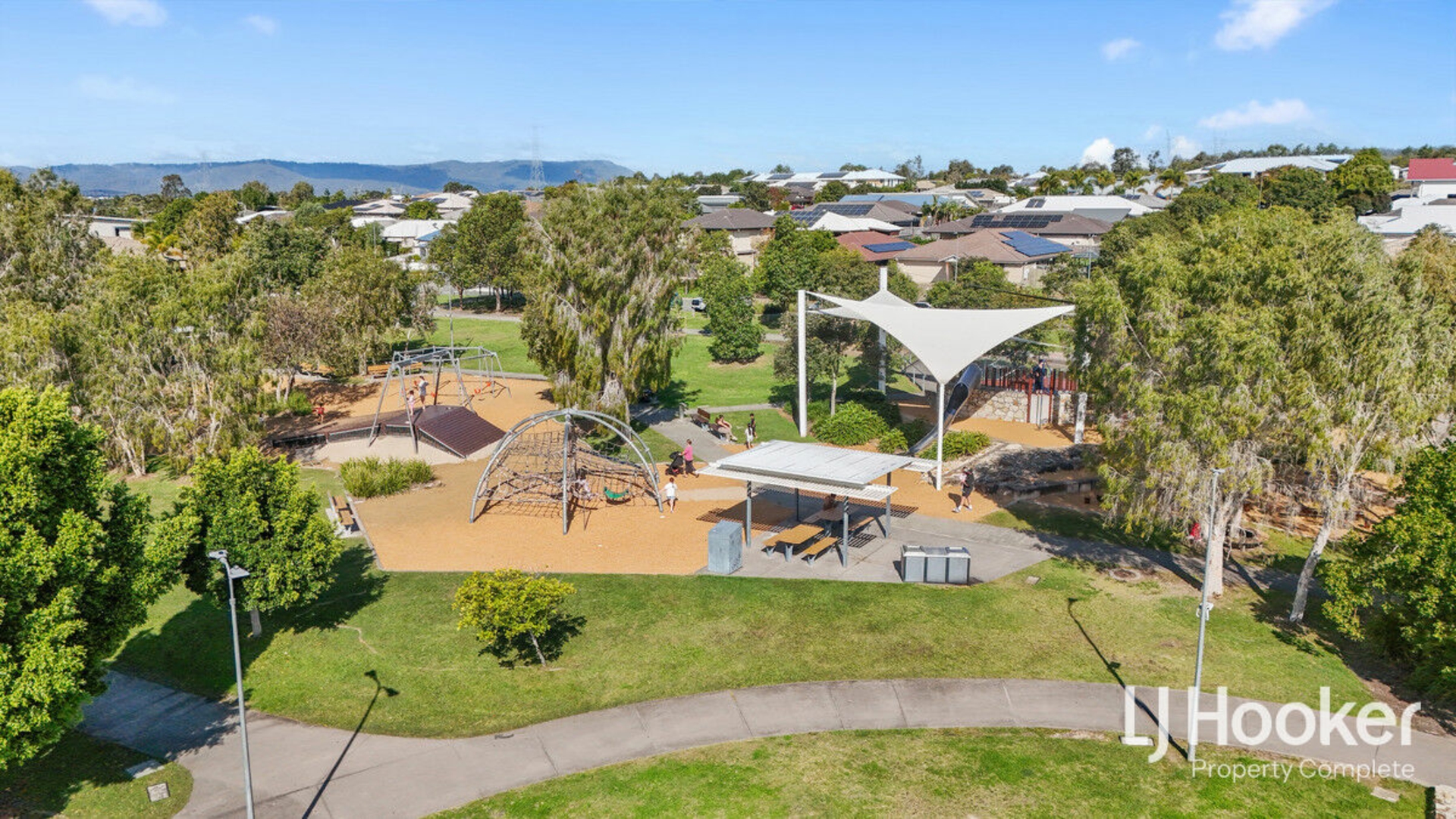 9 Orb Street — photo 13 of 15