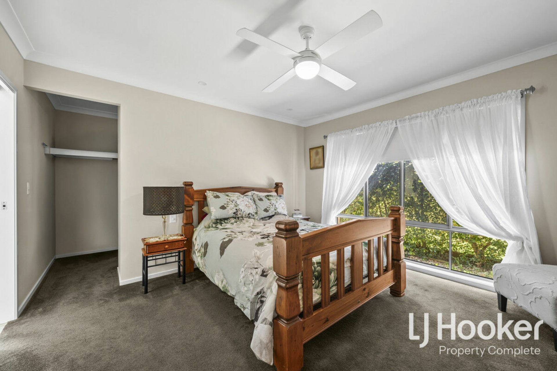 316-320 Peppertree Drive — photo 11 of 30