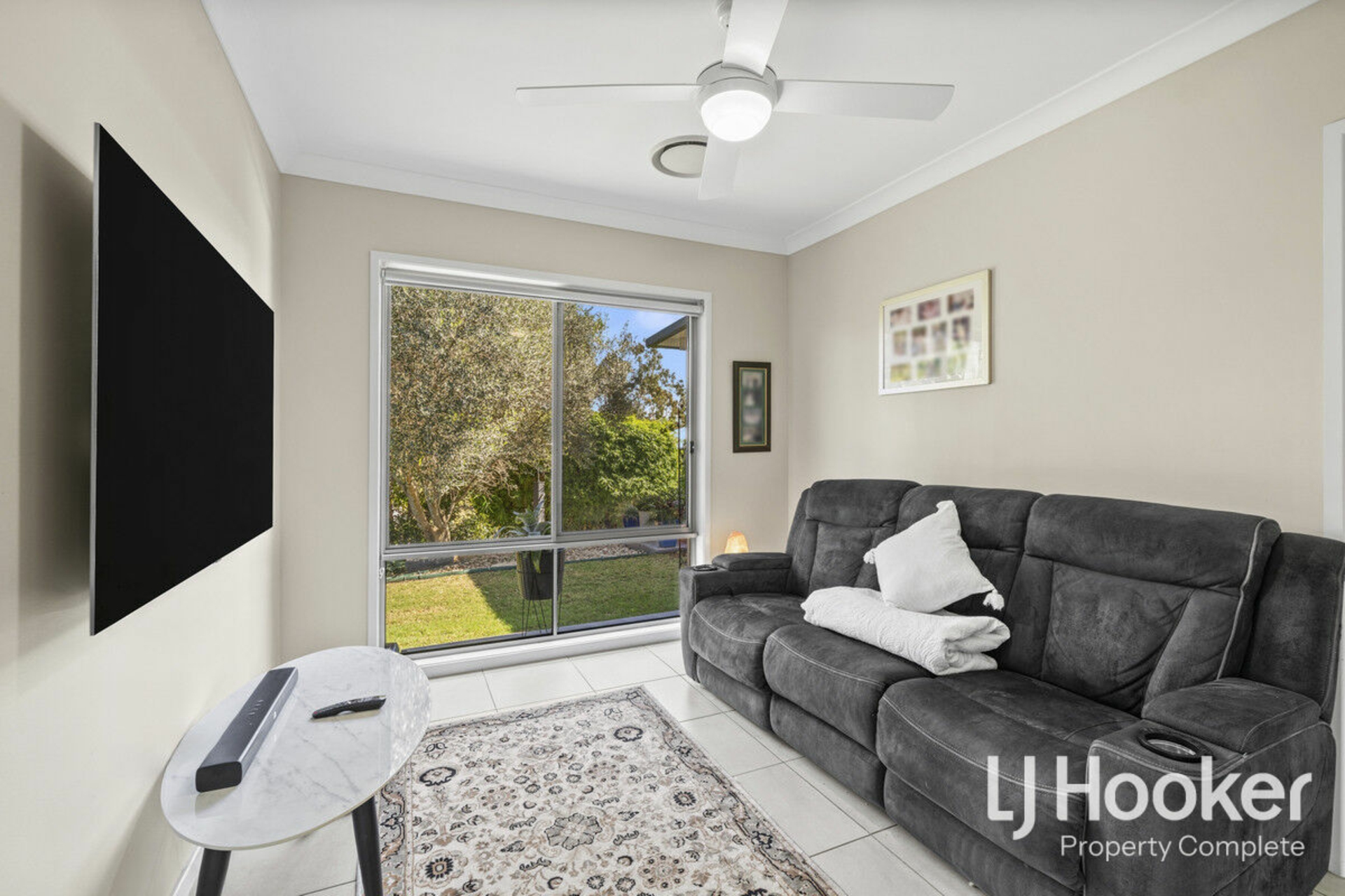 316-320 Peppertree Drive — photo 13 of 30