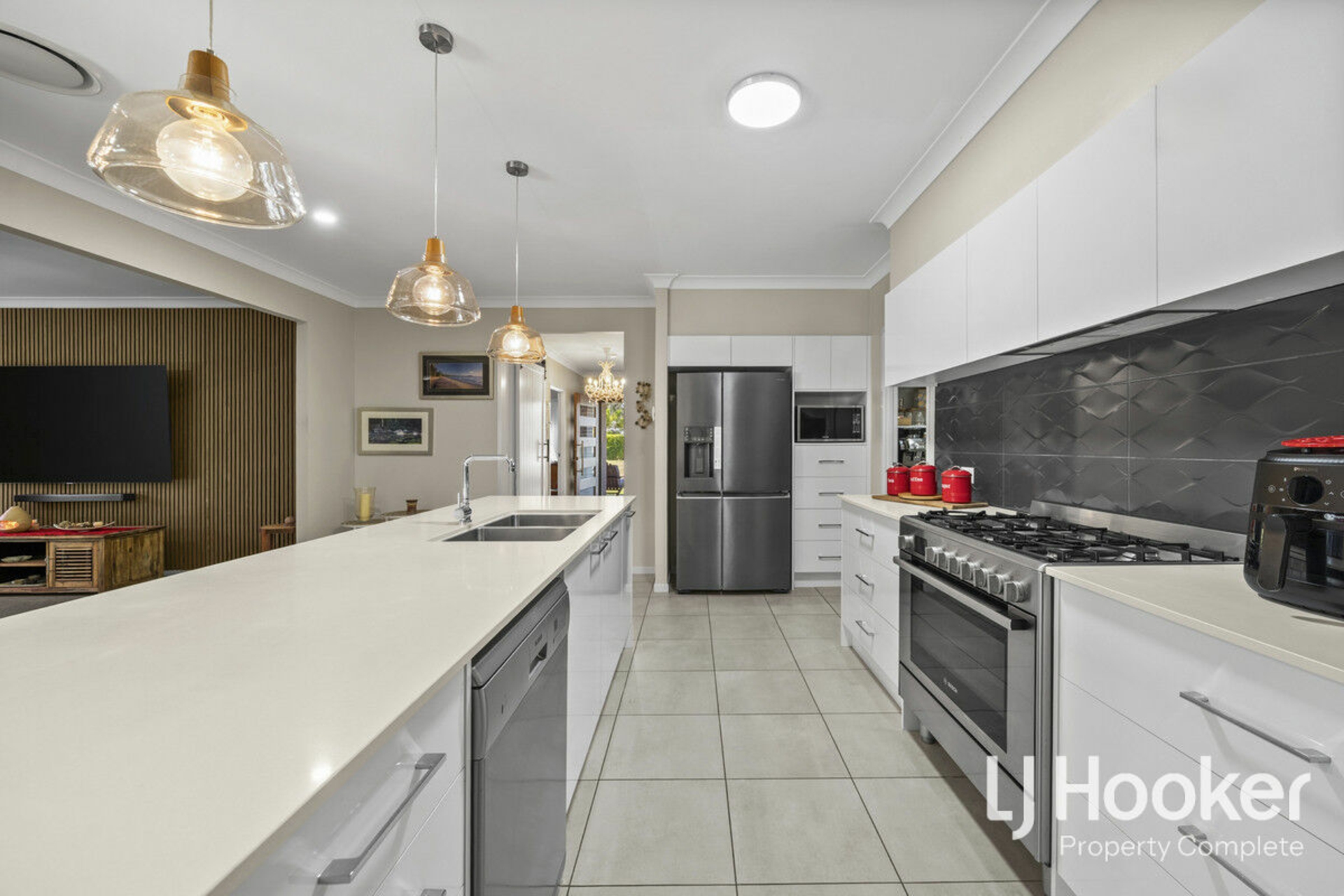 316-320 Peppertree Drive — photo 20 of 30