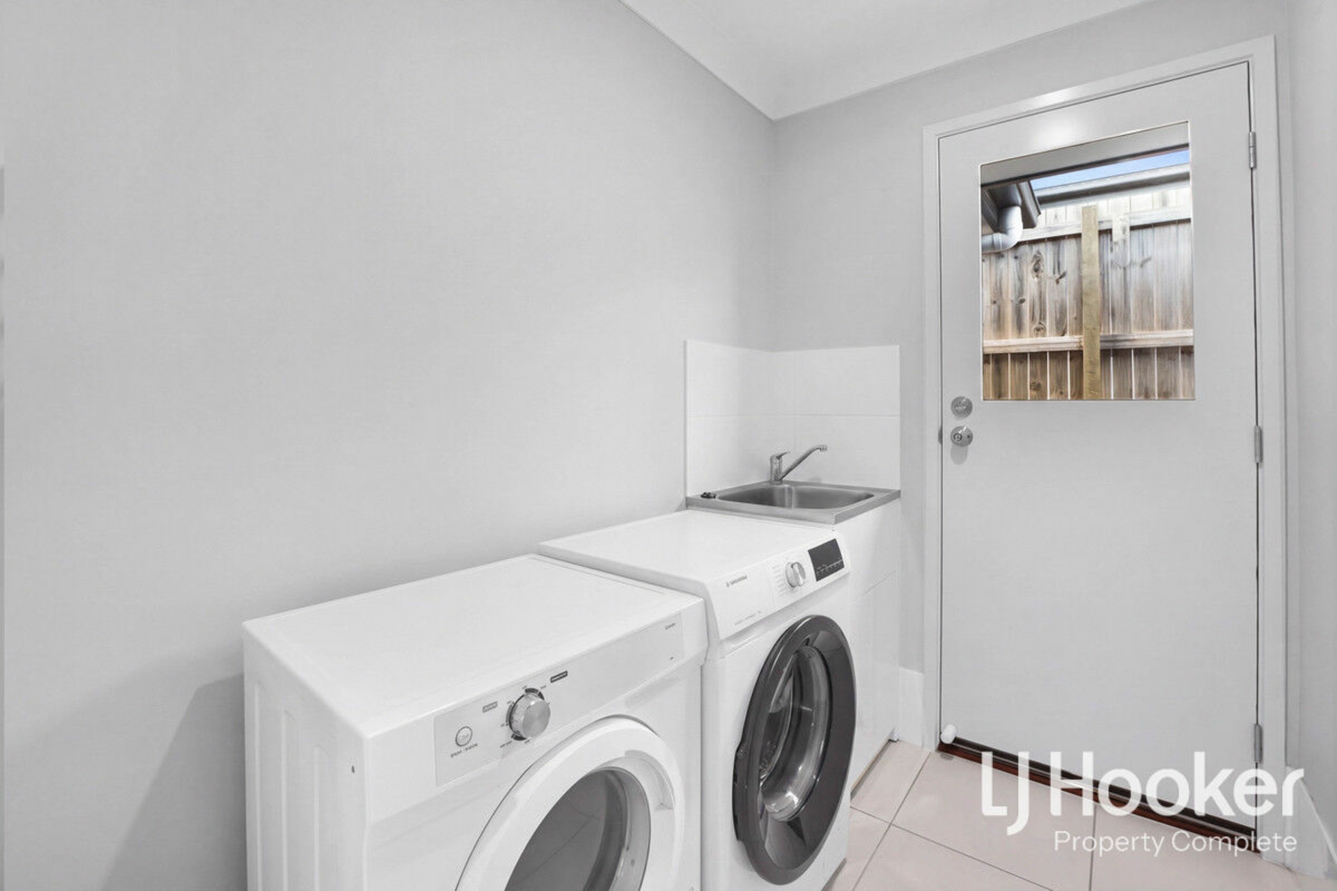 18 Churchill Street — photo 14 of 18