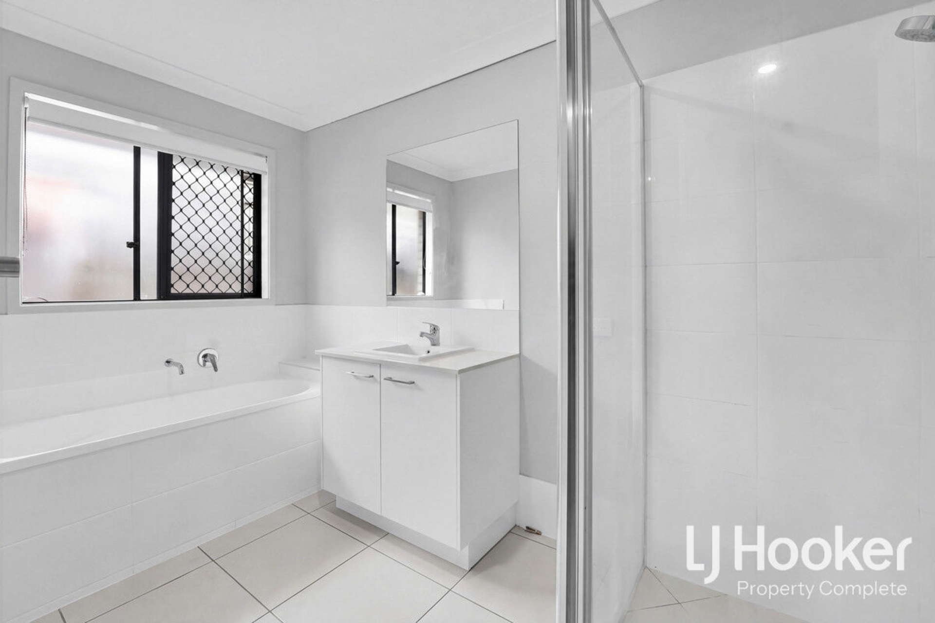 18 Churchill Street — photo 15 of 18