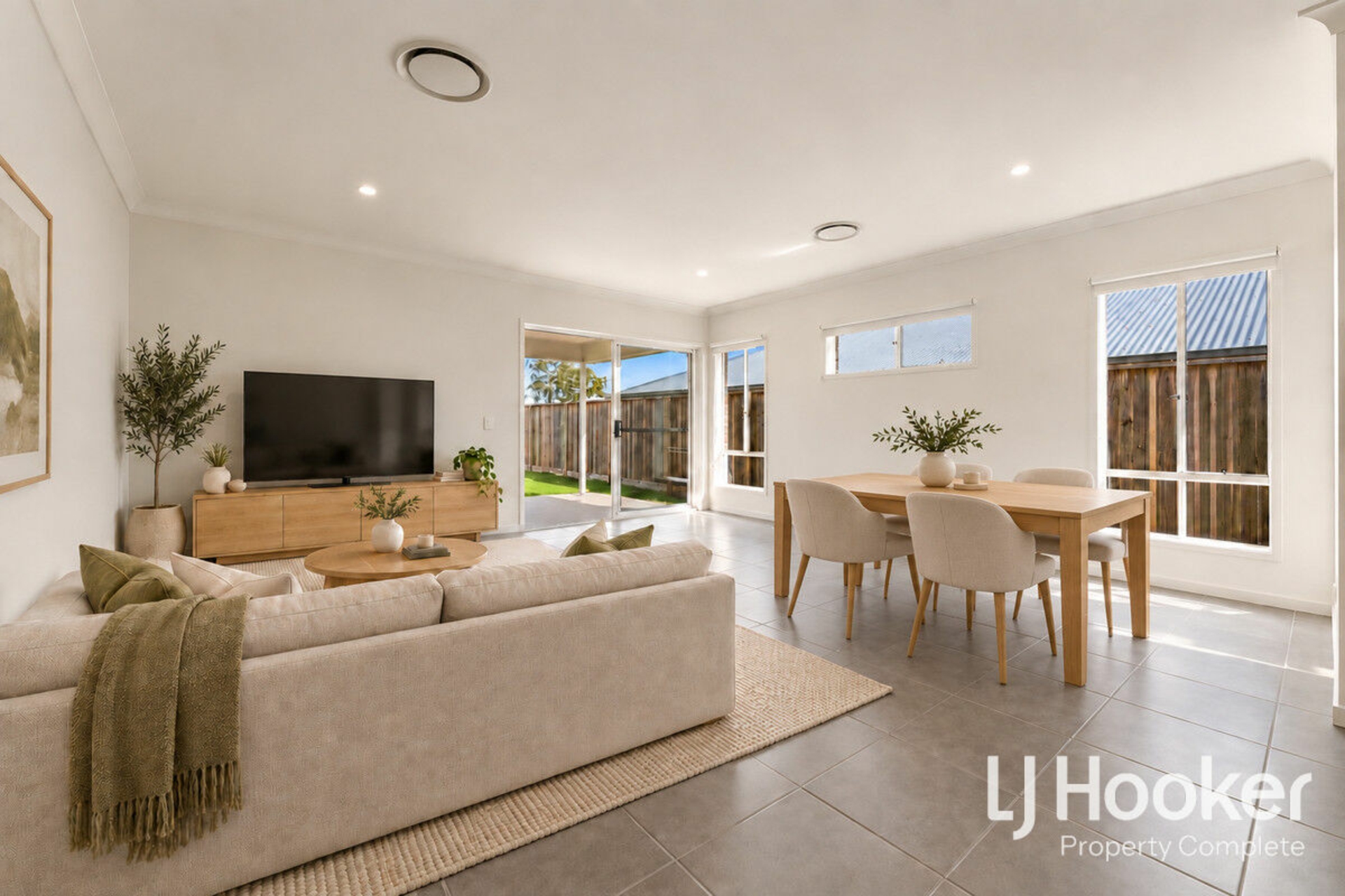 69 Hyde Drive — photo 3 of 11